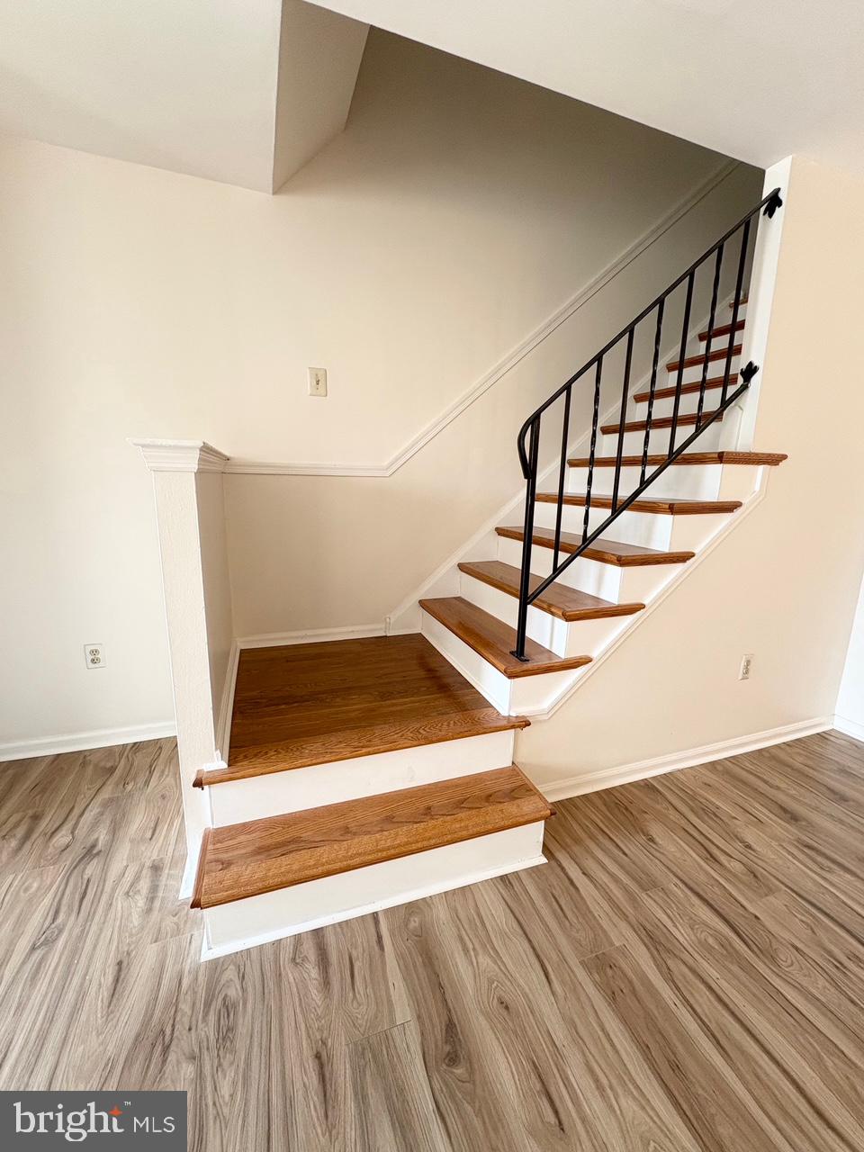 WALNUT RIDGE ESTS - Residential Lease