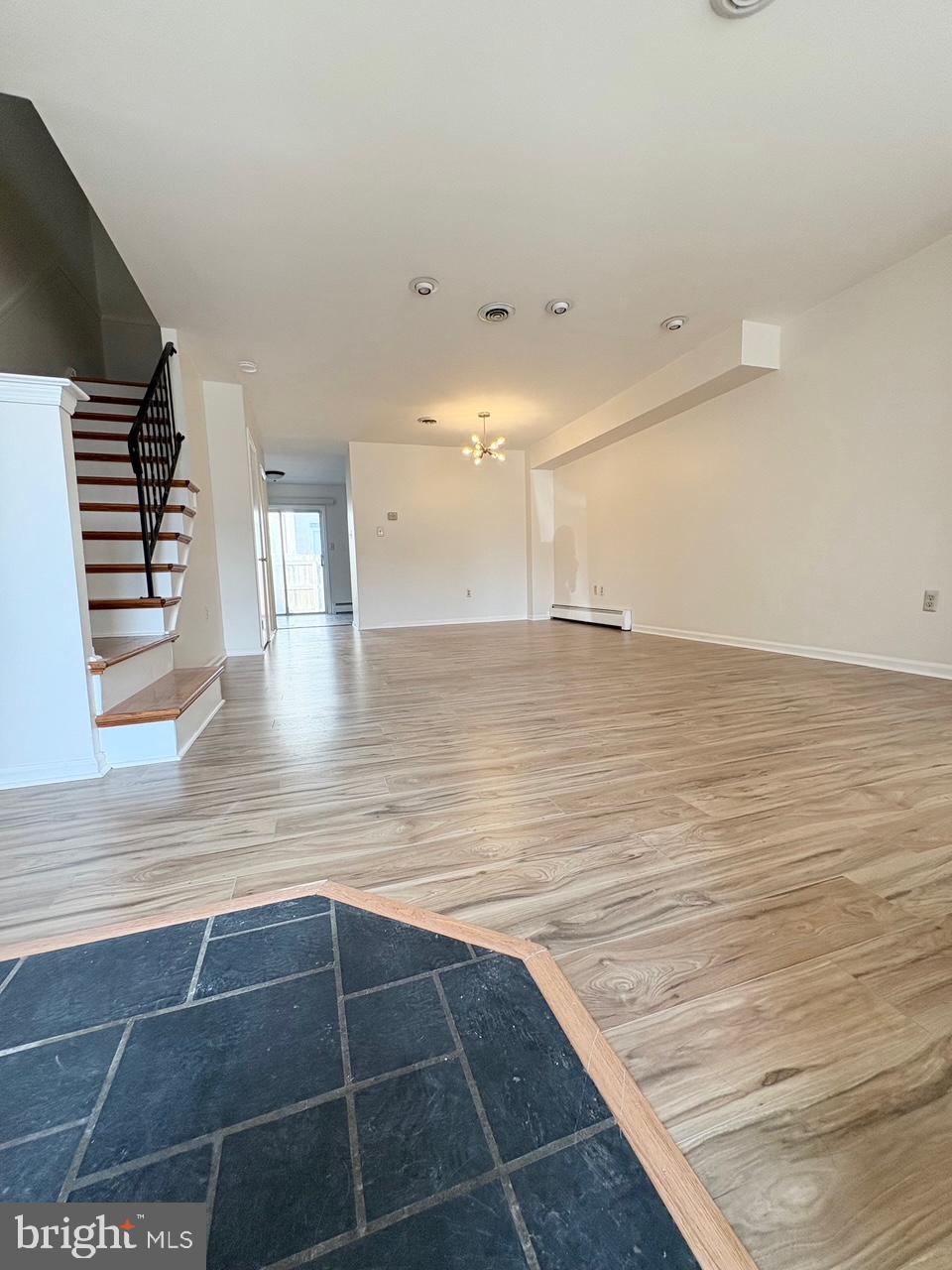 WALNUT RIDGE ESTS - Residential Lease