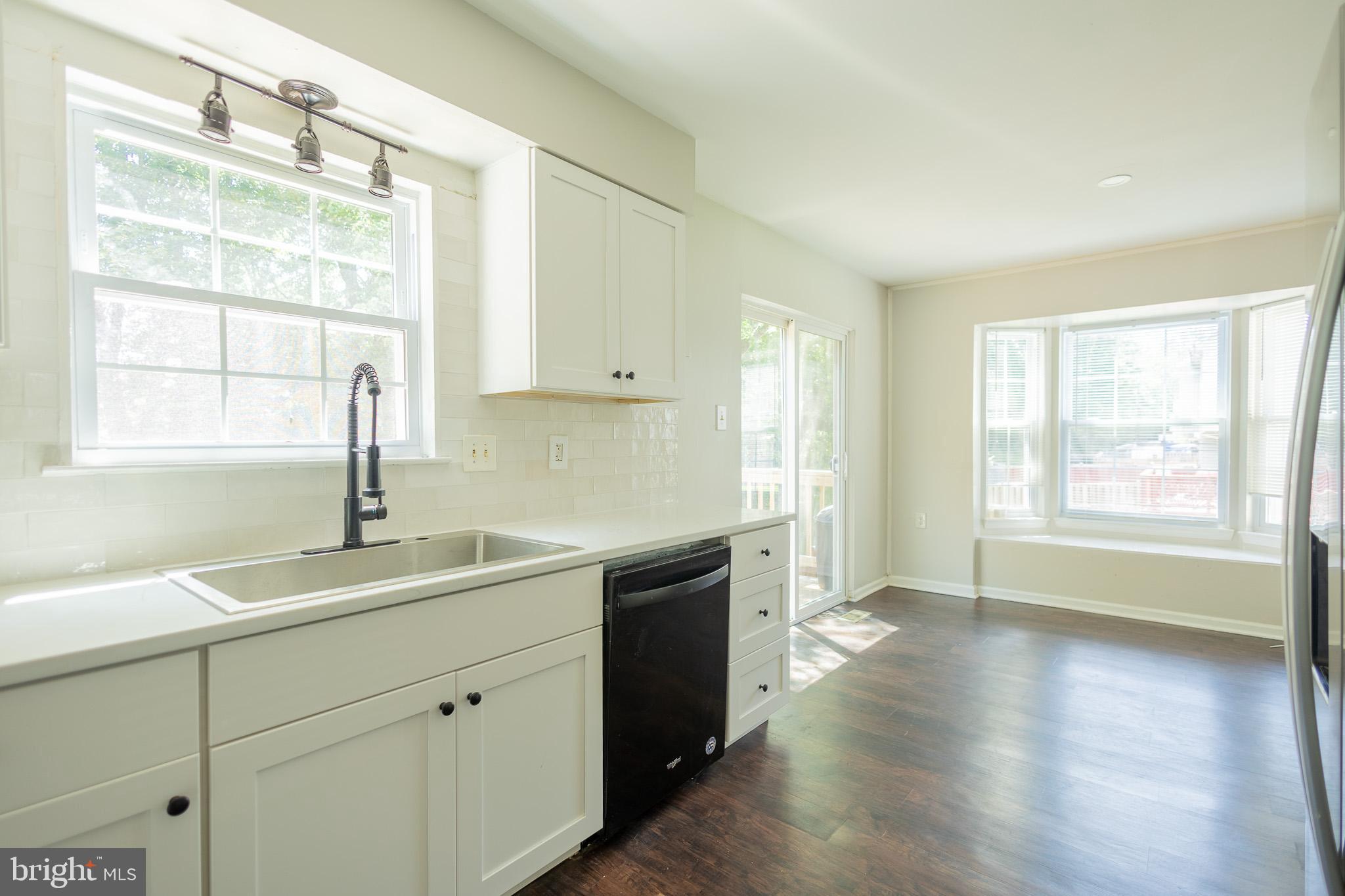 LOGAN WOODS - Residential Lease