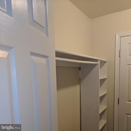 CARDINAL FOREST - Residential Lease