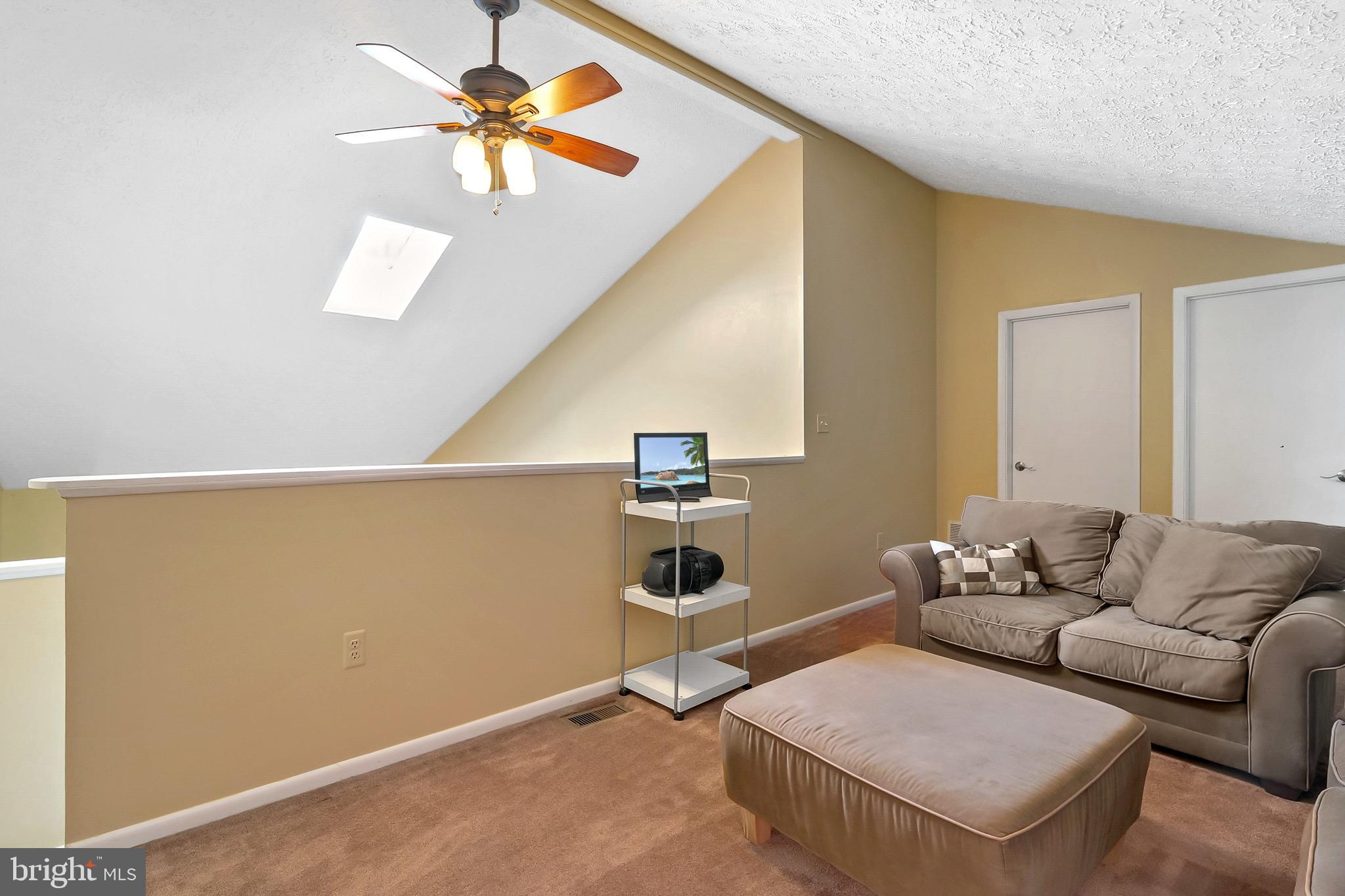 THE FALLS GARDEN - Residential