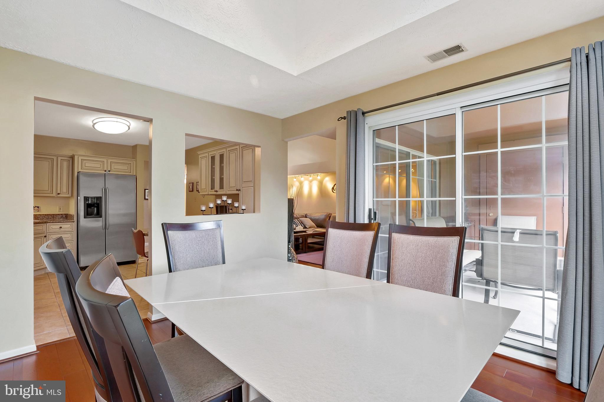 THE FALLS GARDEN - Residential