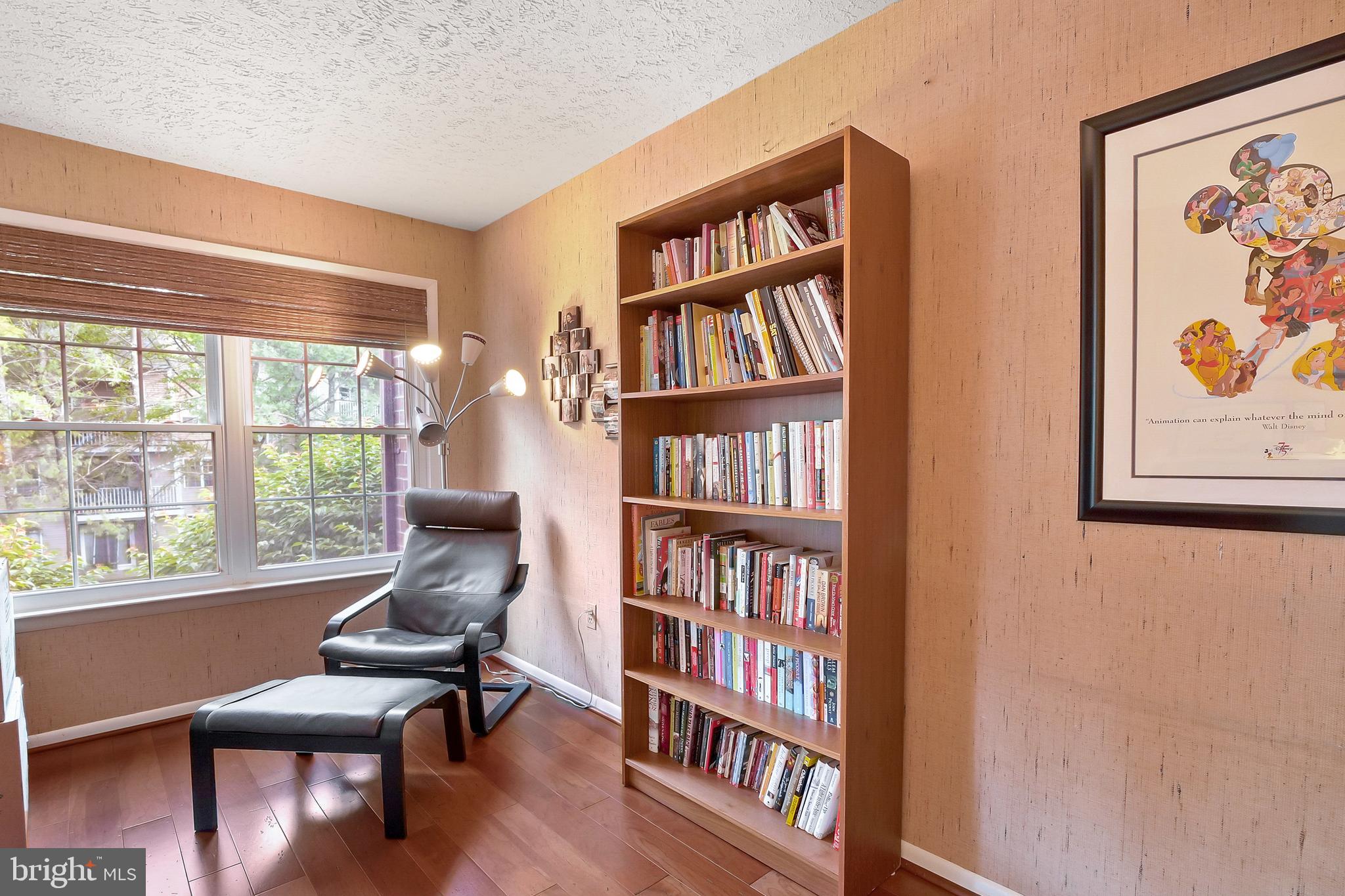 THE FALLS GARDEN - Residential