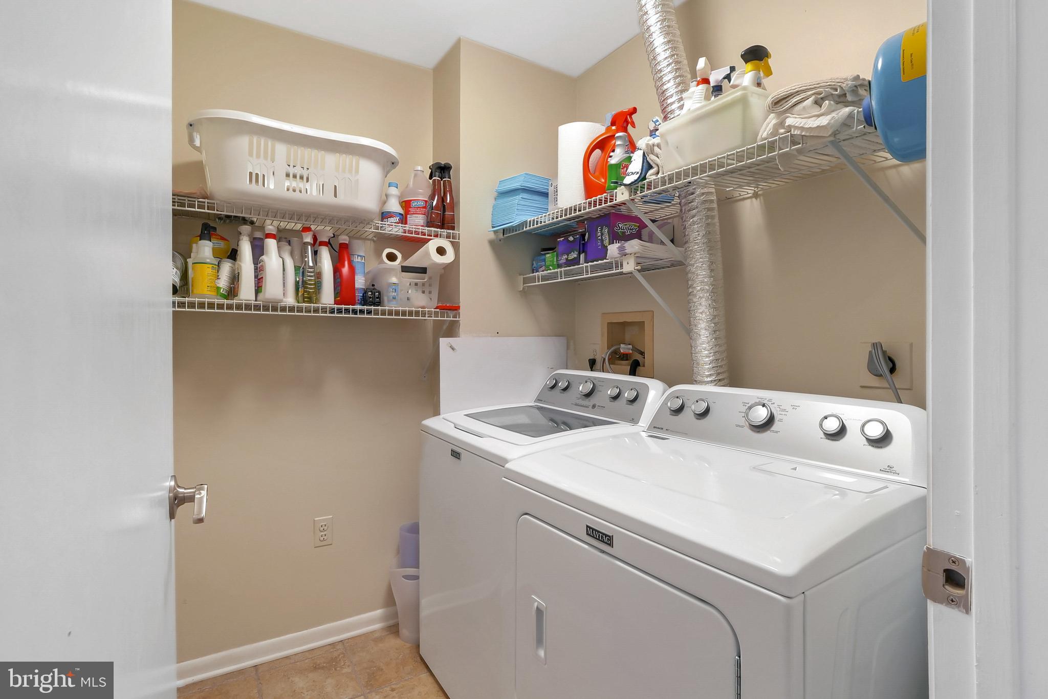 THE FALLS GARDEN - Residential