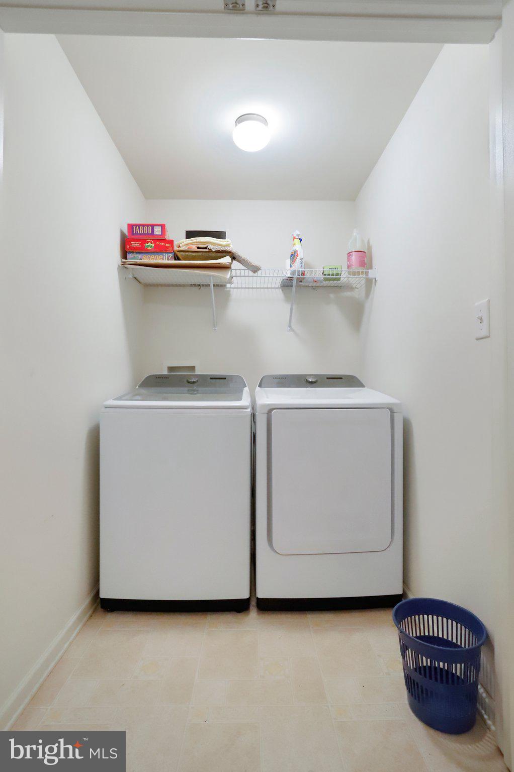 RIVERSIDE VILLAGES - Residential