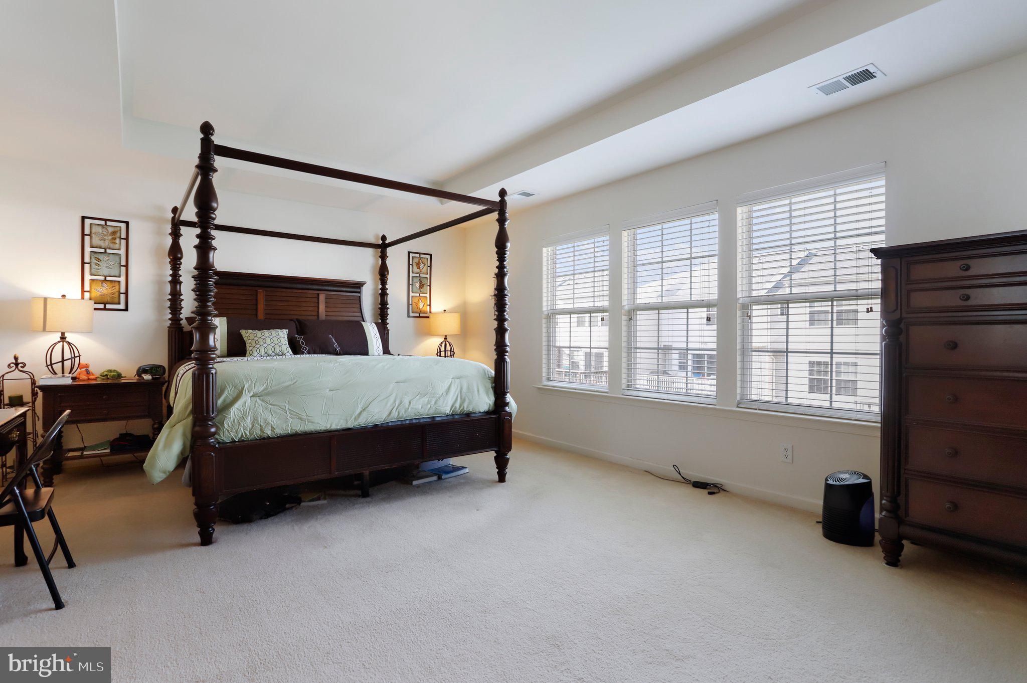 RIVERSIDE VILLAGES - Residential