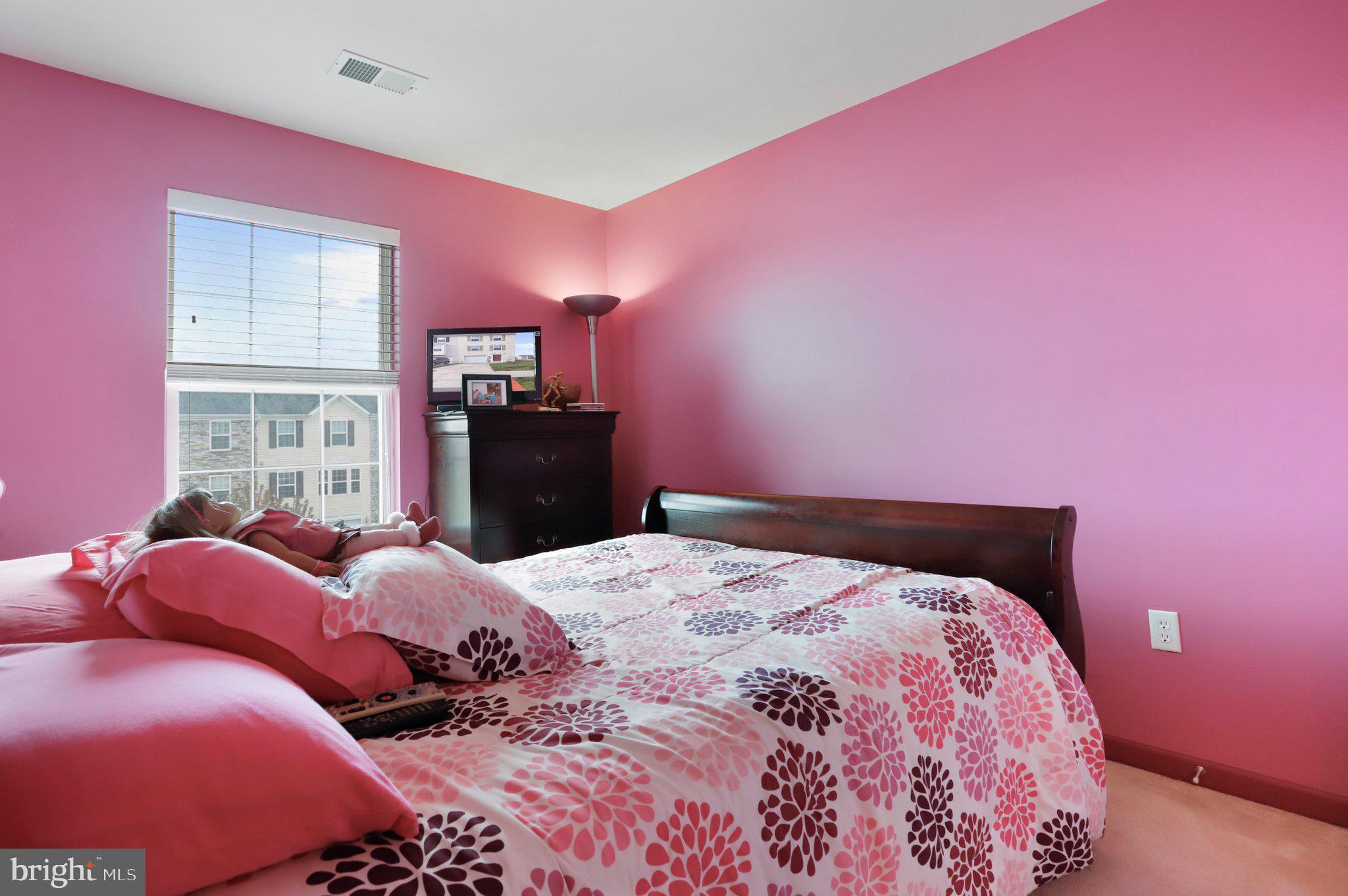 RIVERSIDE VILLAGES - Residential