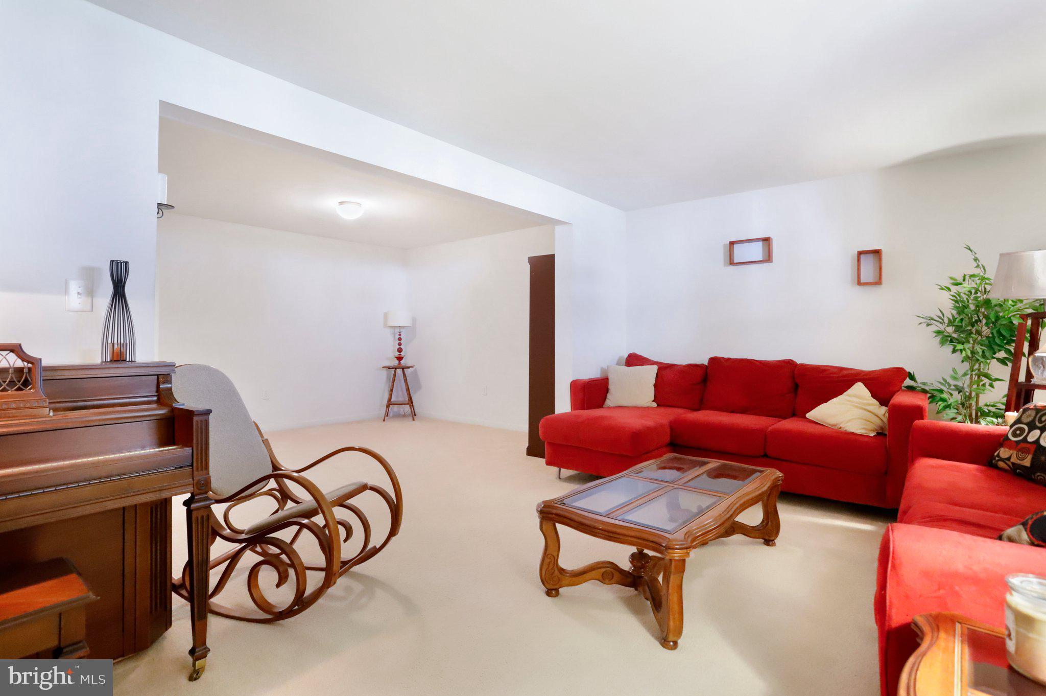 RIVERSIDE VILLAGES - Residential