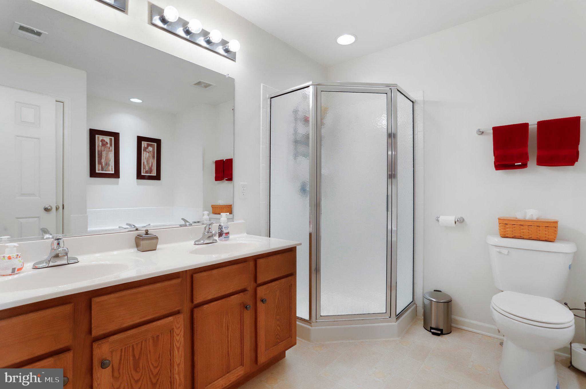 RIVERSIDE VILLAGES - Residential