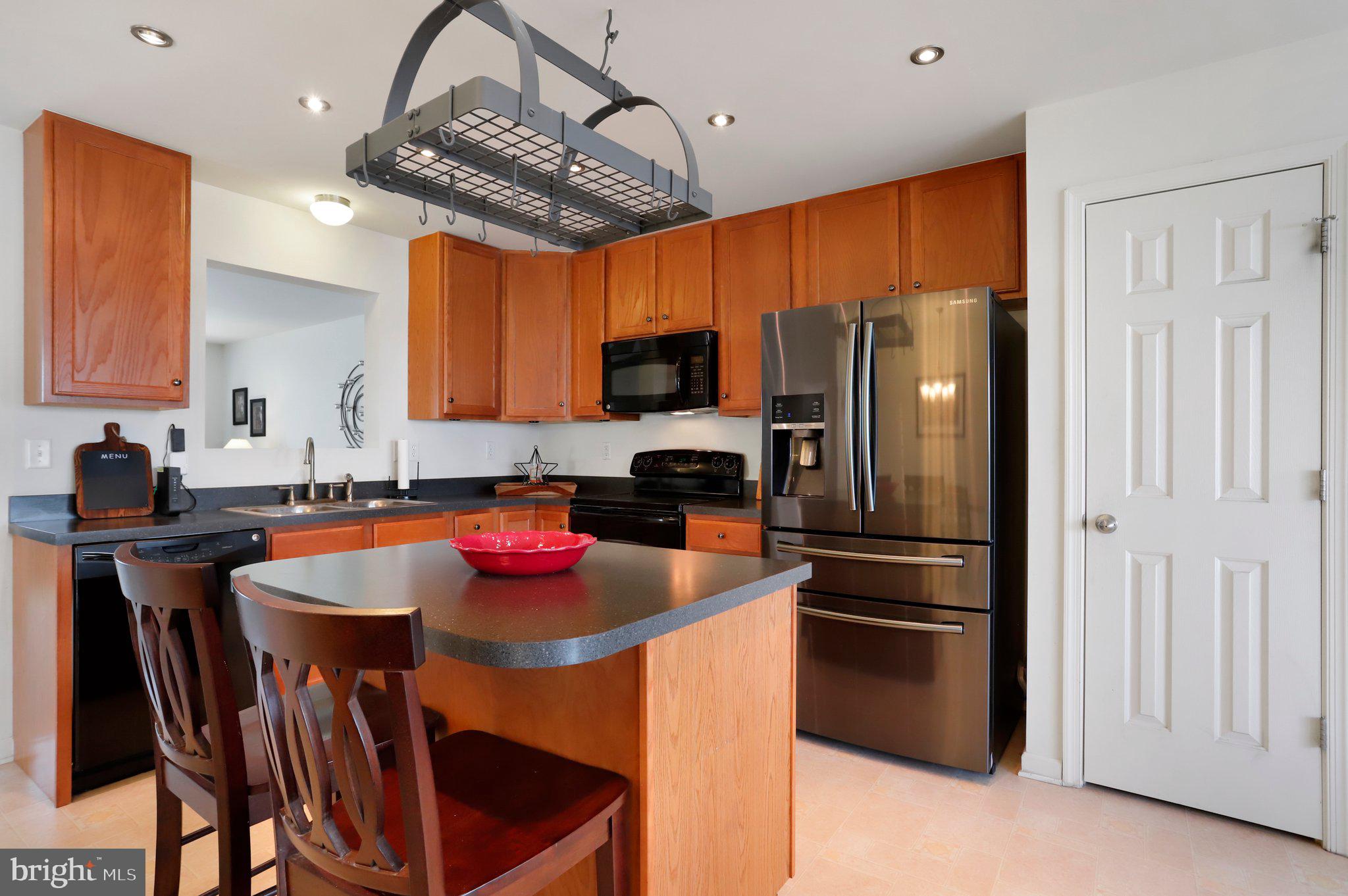 RIVERSIDE VILLAGES - Residential