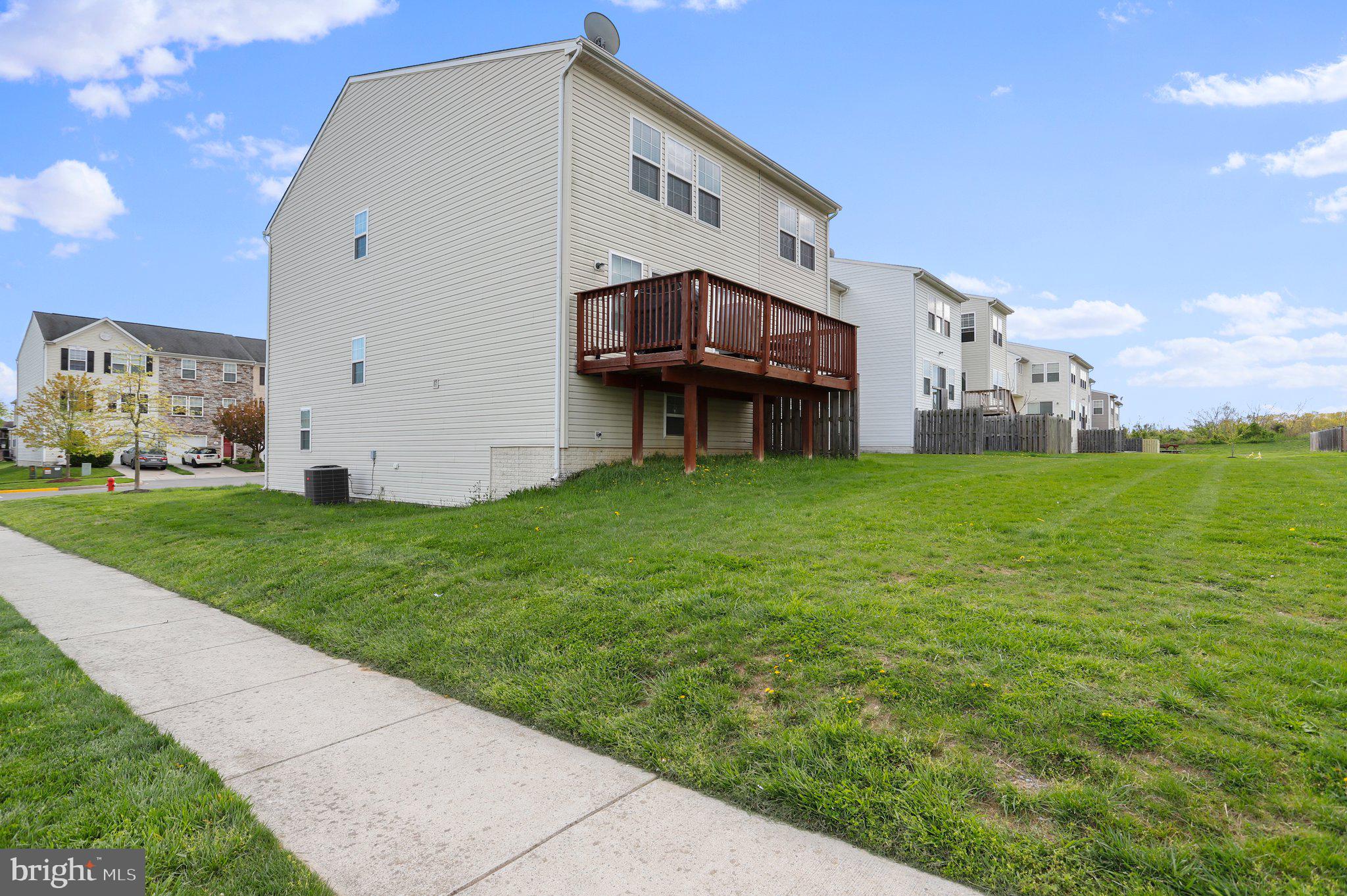 RIVERSIDE VILLAGES - Residential