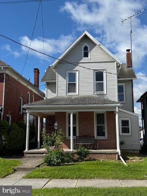 Detached home with Generous Square Footage. Large Detached Garage. Needs Updates. An Opportunity to Make it all Your Own! Sold as-is.