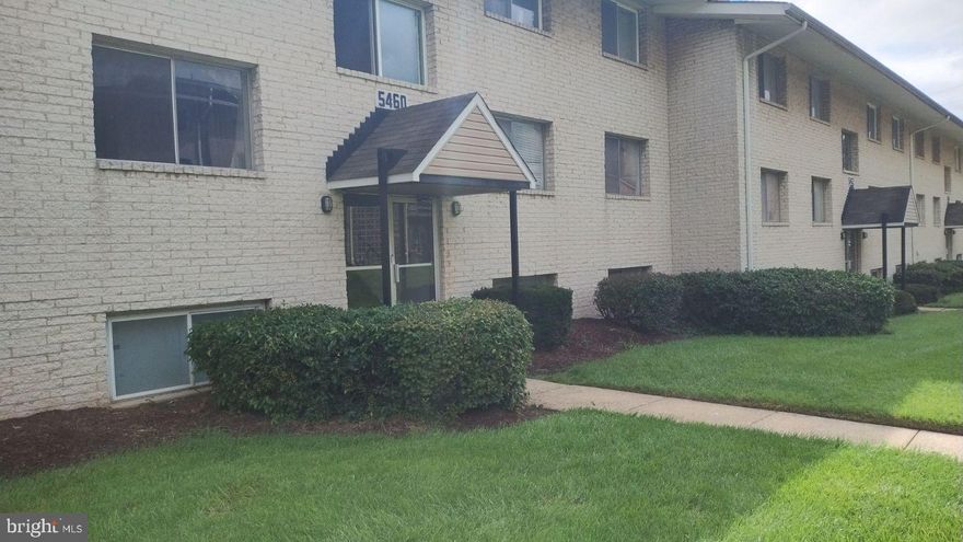 This top-floor unit features black kitchen appliances, new flooring (vinyl planks & carpet), and a HVAC system in good condition. The bedrooms are good size and has a nice sized living room/dining room area. It is a nice unit for both homebuyers and investors. The unit is well located for commutes to work; it is walking distance to & from a WMATA, and a short drive to the 495 on-ramp.