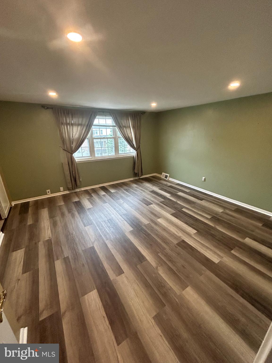 MODENA PARK - Residential