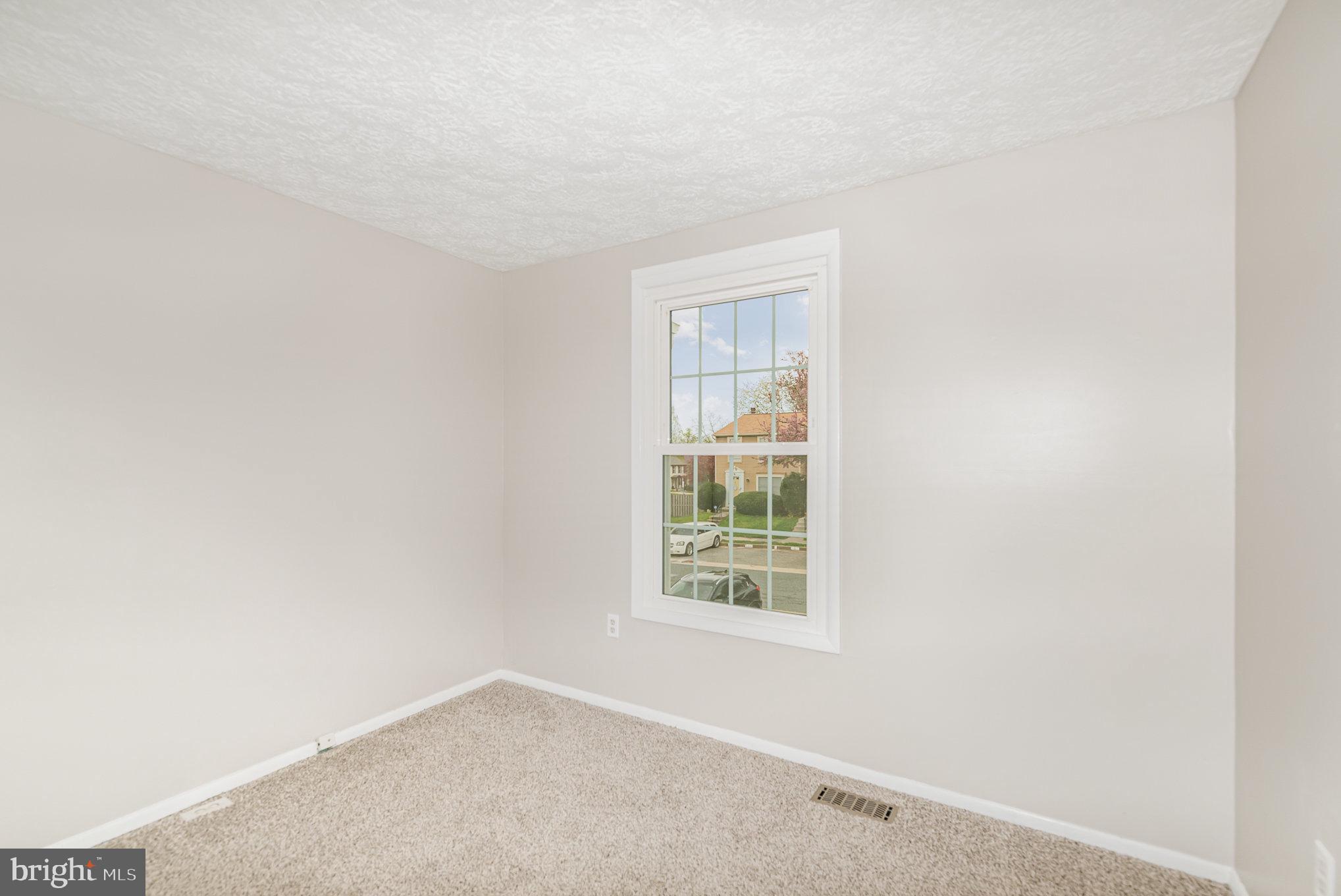 PINEDALE WOODS - Residential