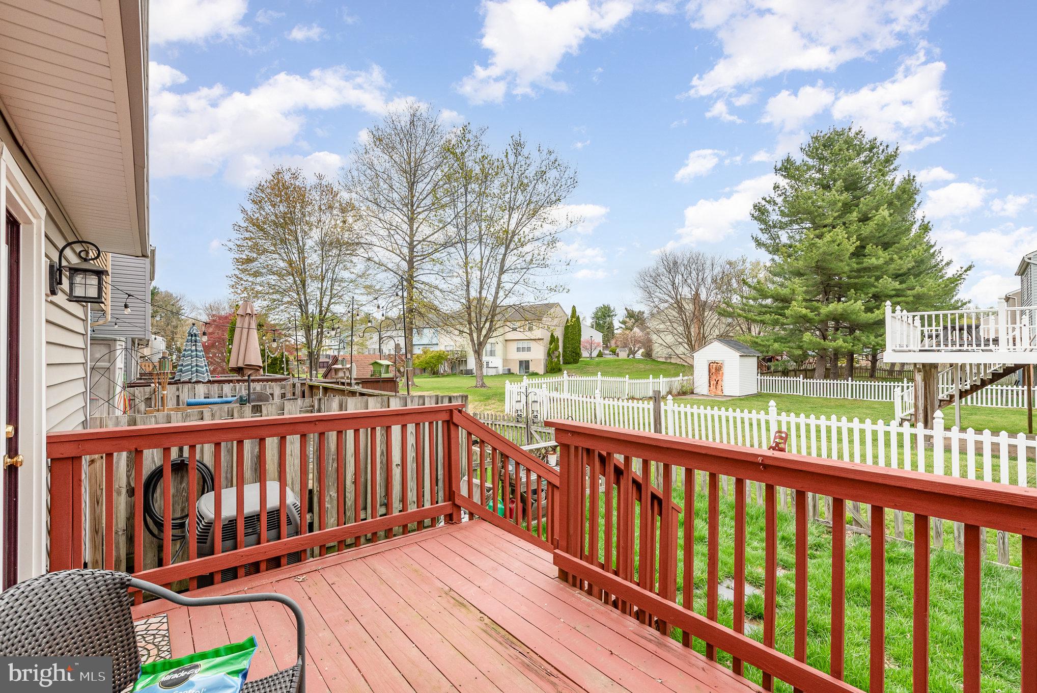 PINEDALE WOODS - Residential