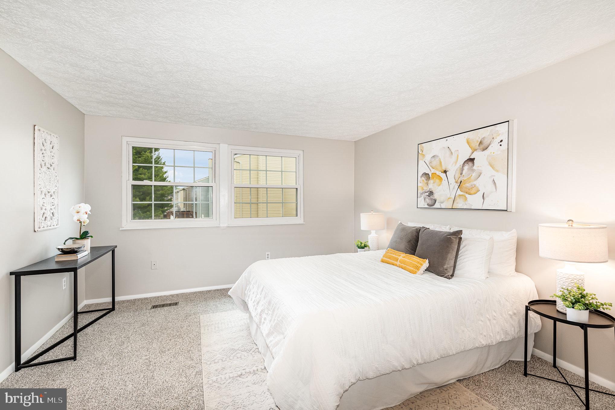 PINEDALE WOODS - Residential