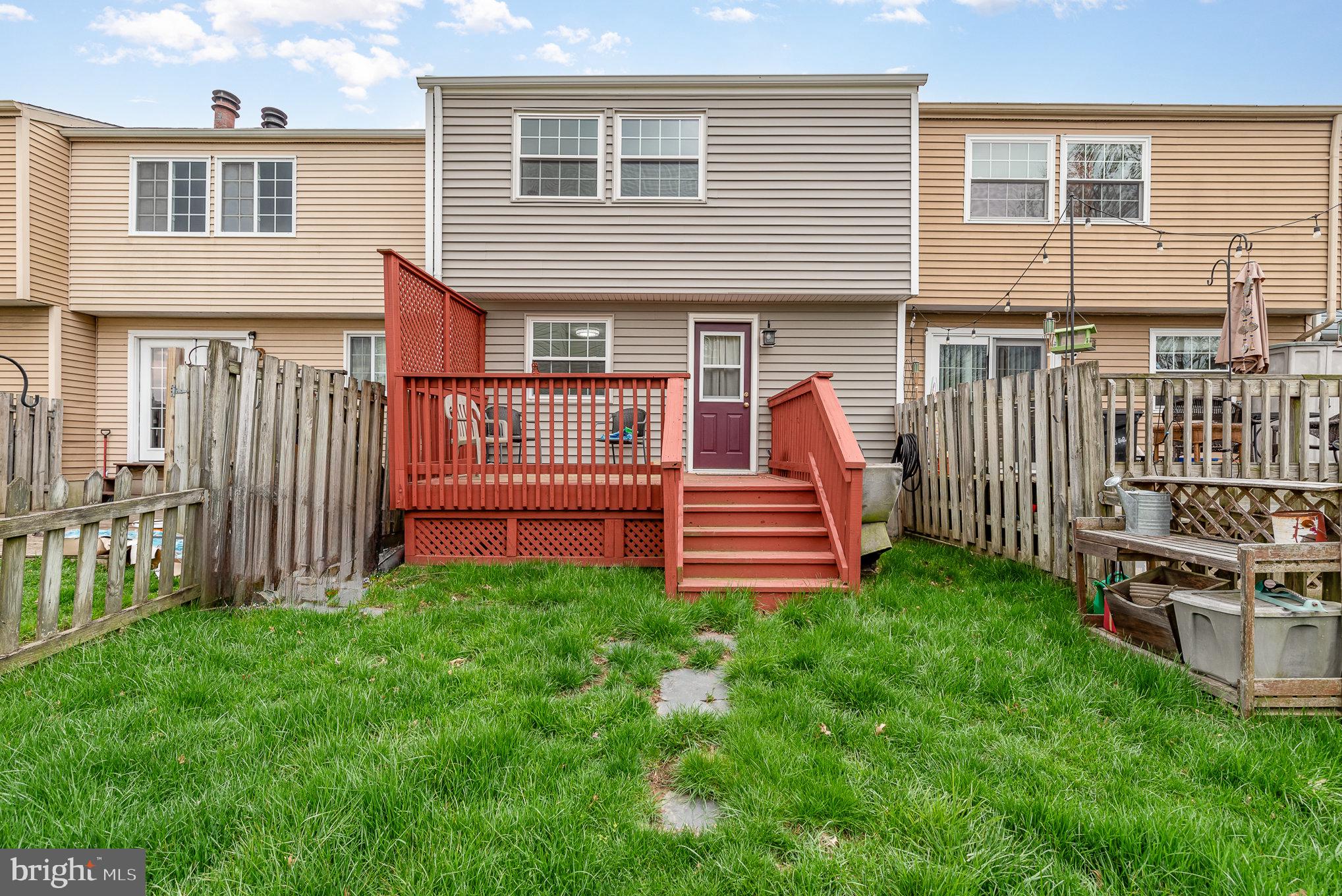 PINEDALE WOODS - Residential