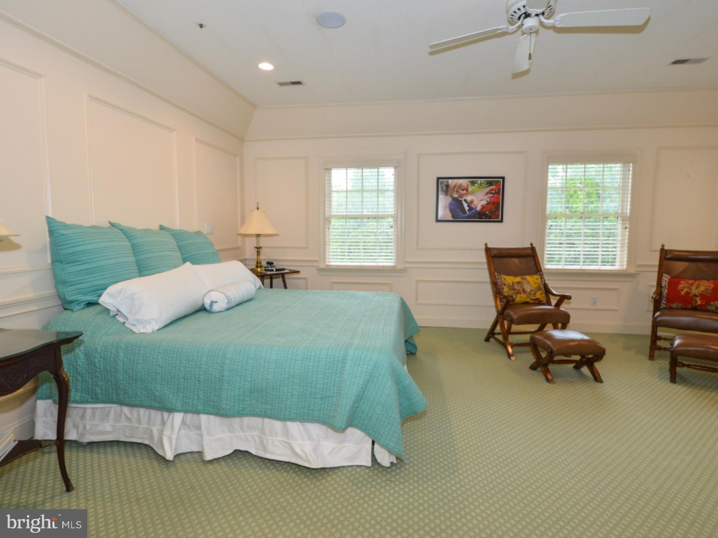 COUNTRY CLUB ESTS - Residential