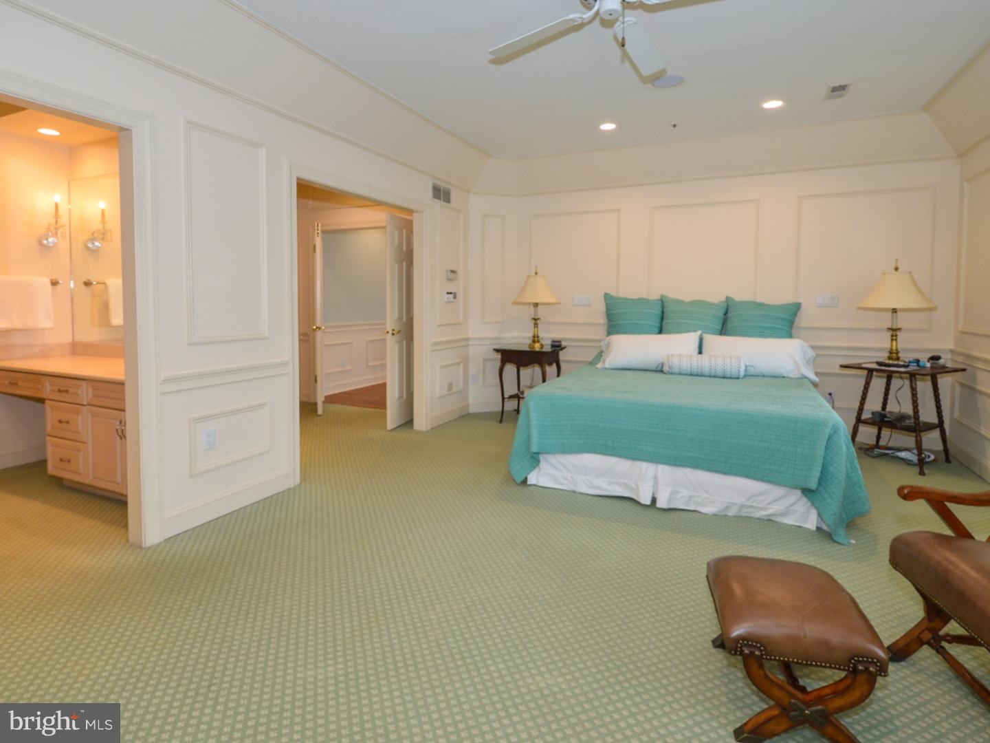 COUNTRY CLUB ESTS - Residential