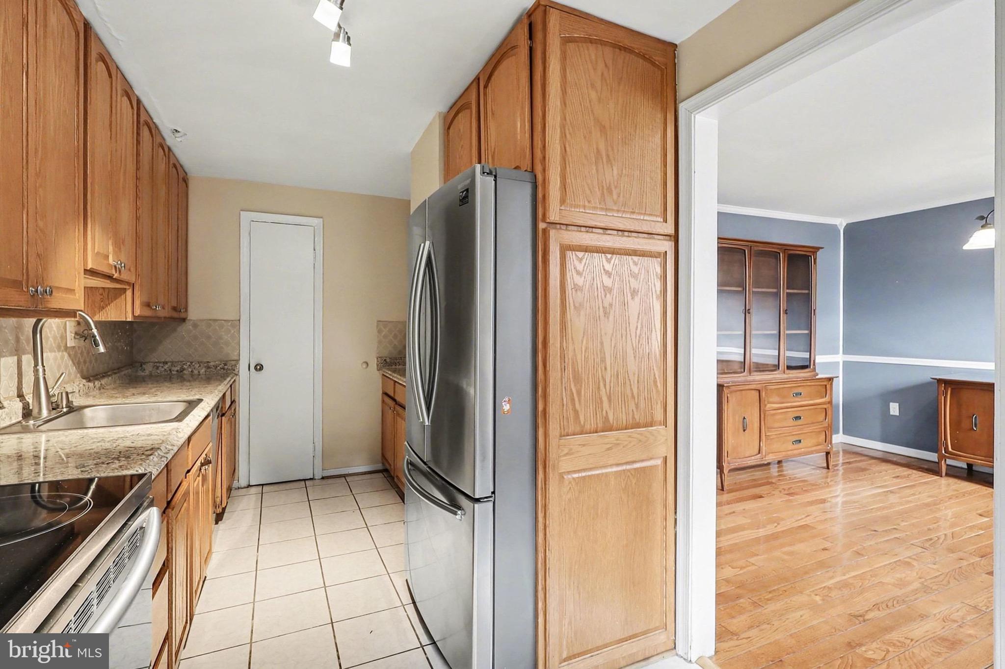 GREENWICH HILL - Residential