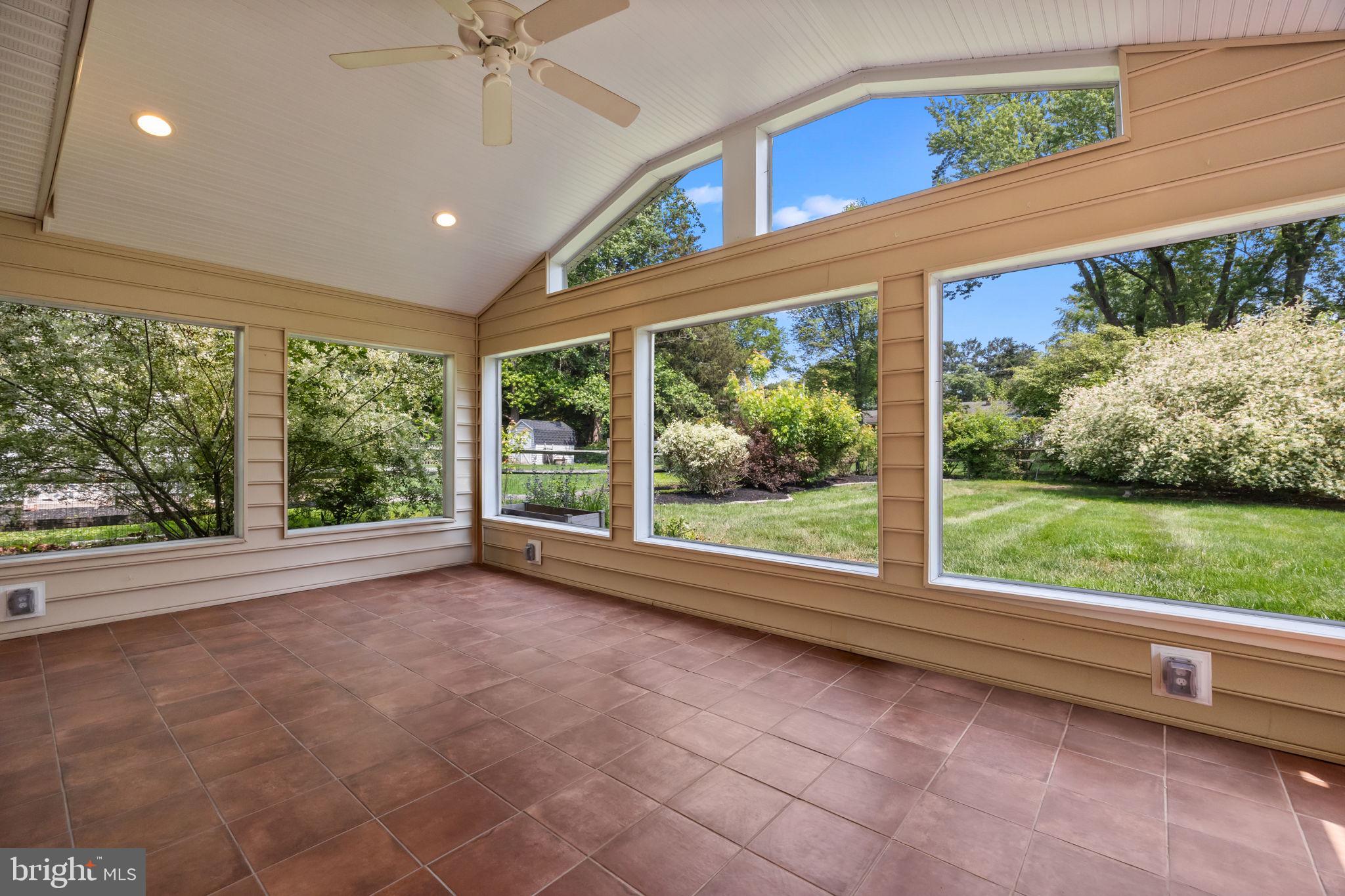 FAIRWOOD - Residential