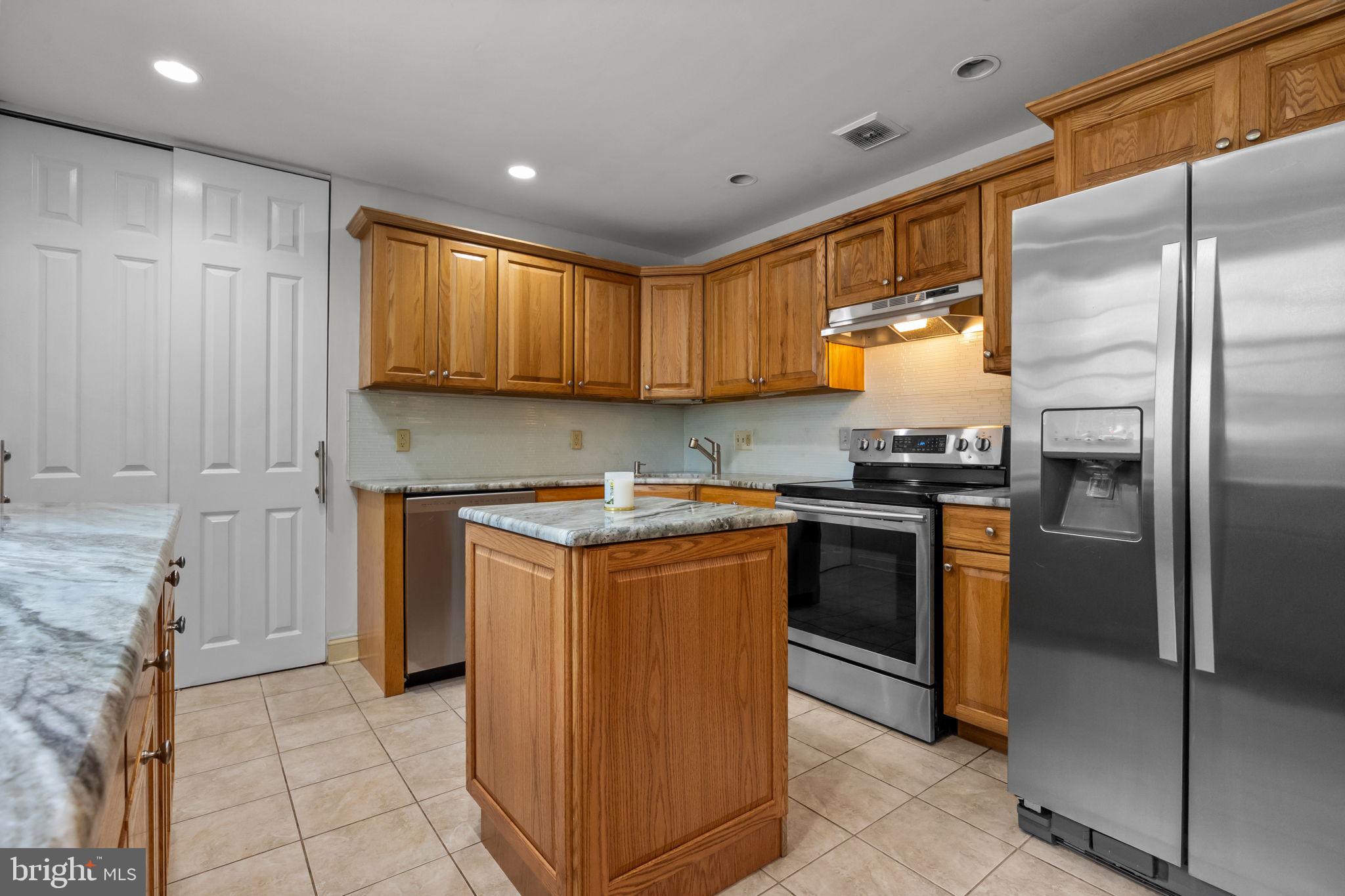 FAIRWOOD - Residential