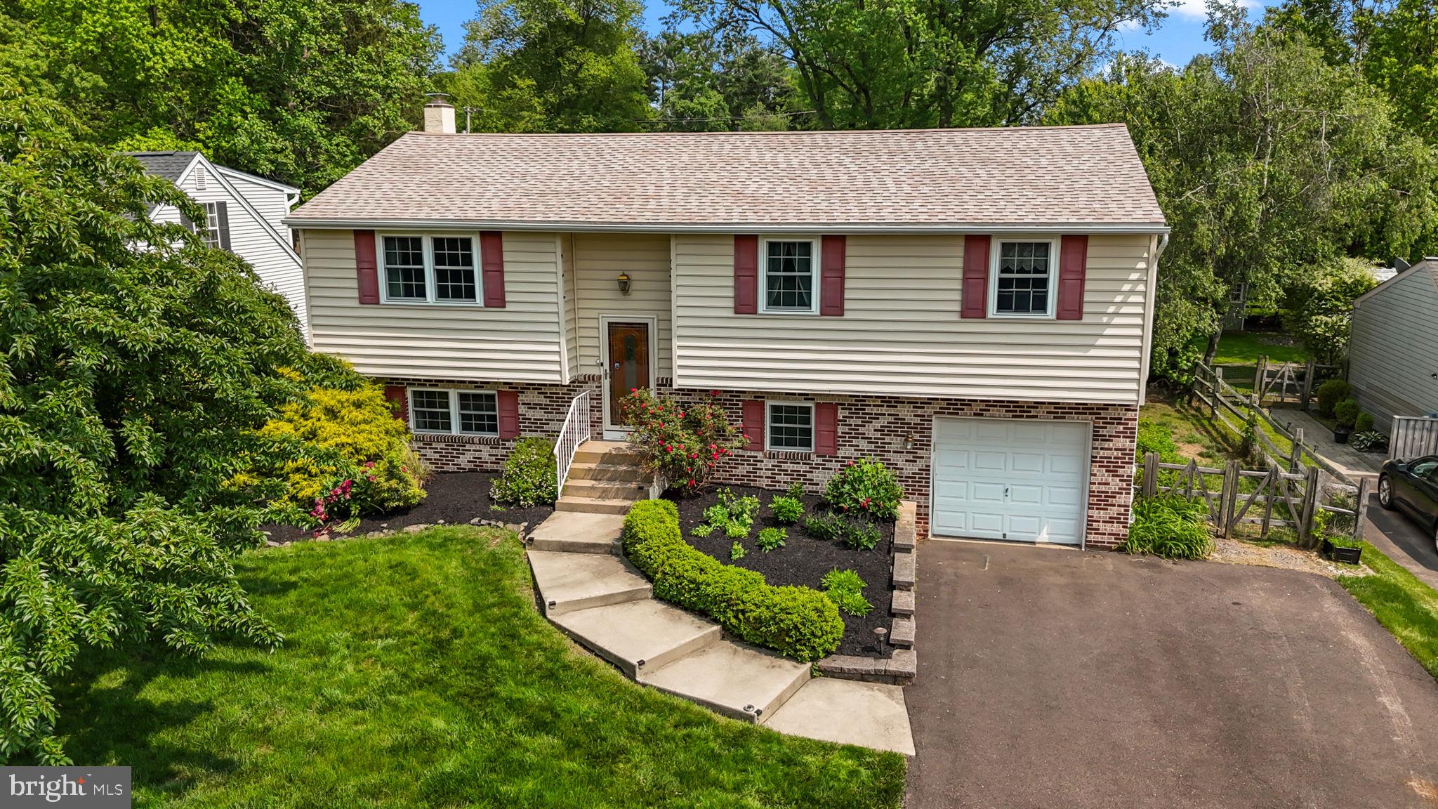 FAIRWOOD - Residential