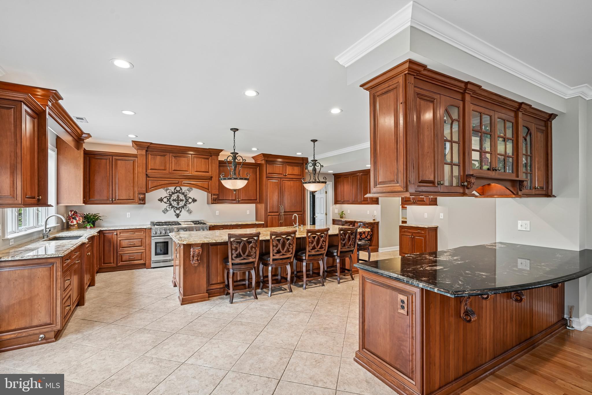415 HIDDEN OAKS DRIVE