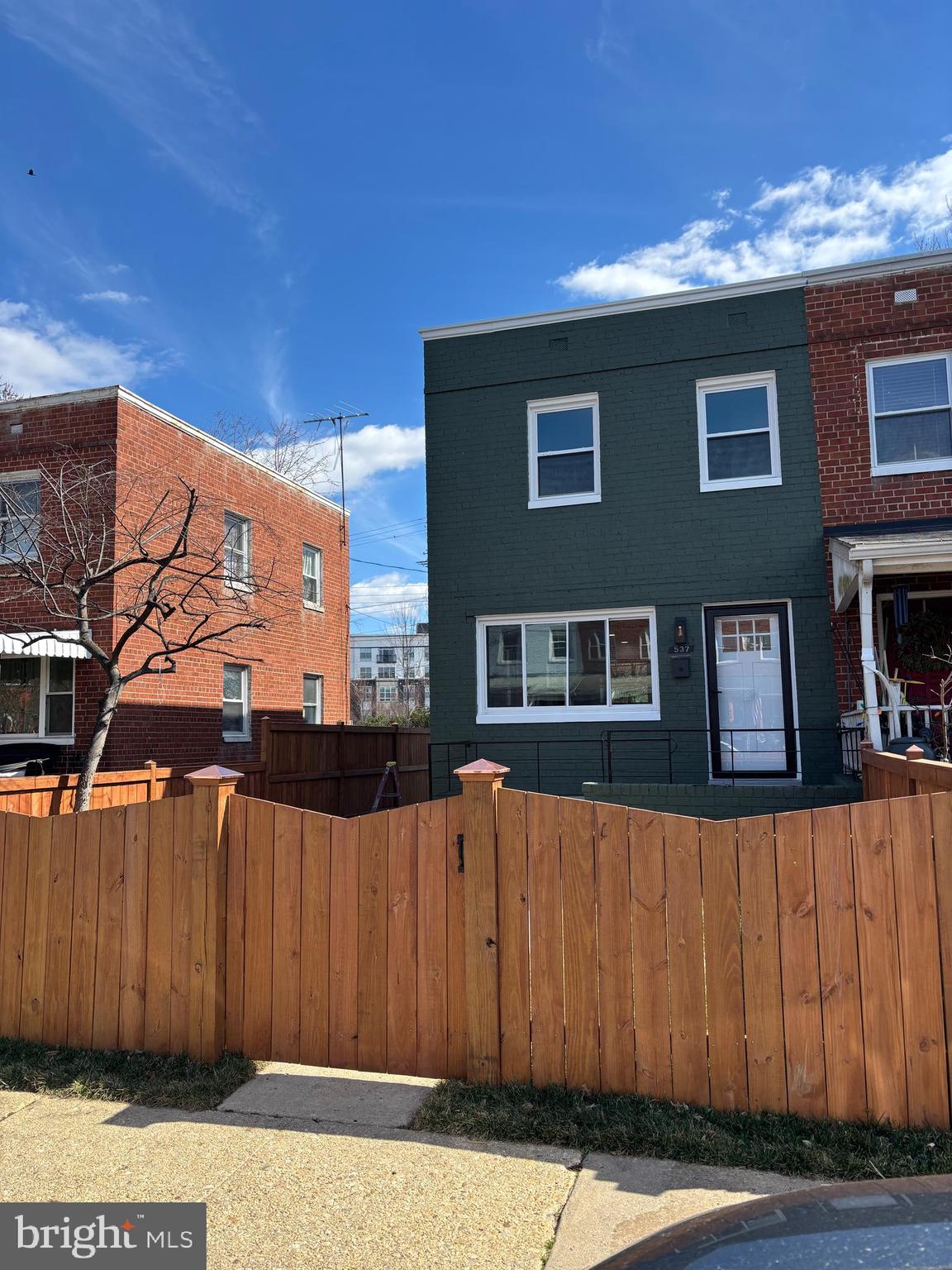 RIVER TERRACE - Residential Lease