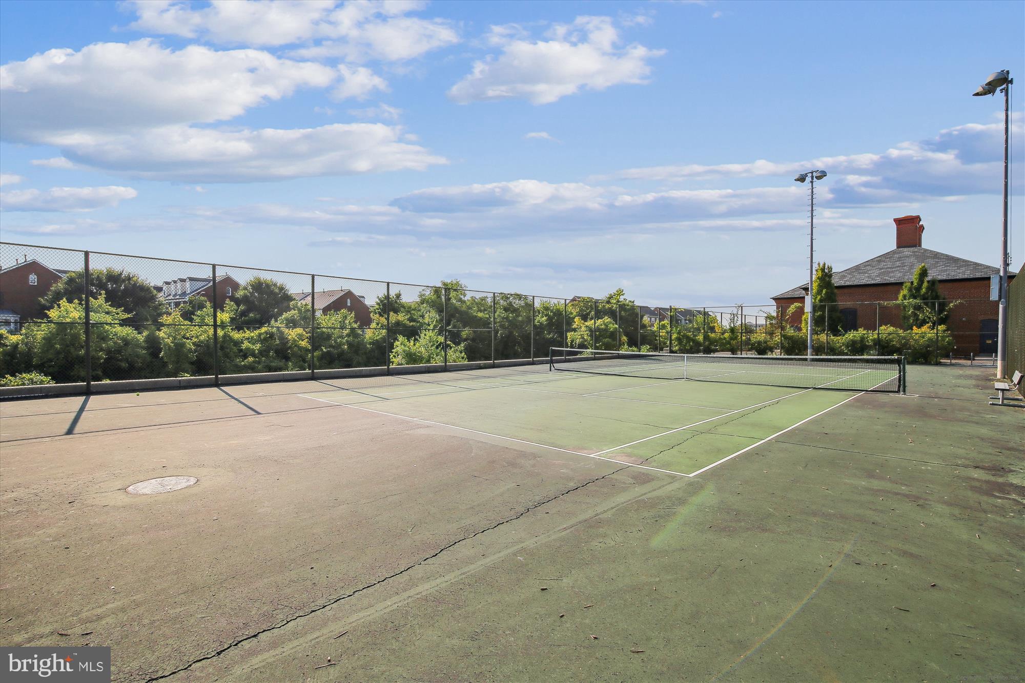 RIVER TERRACE - Residential Lease