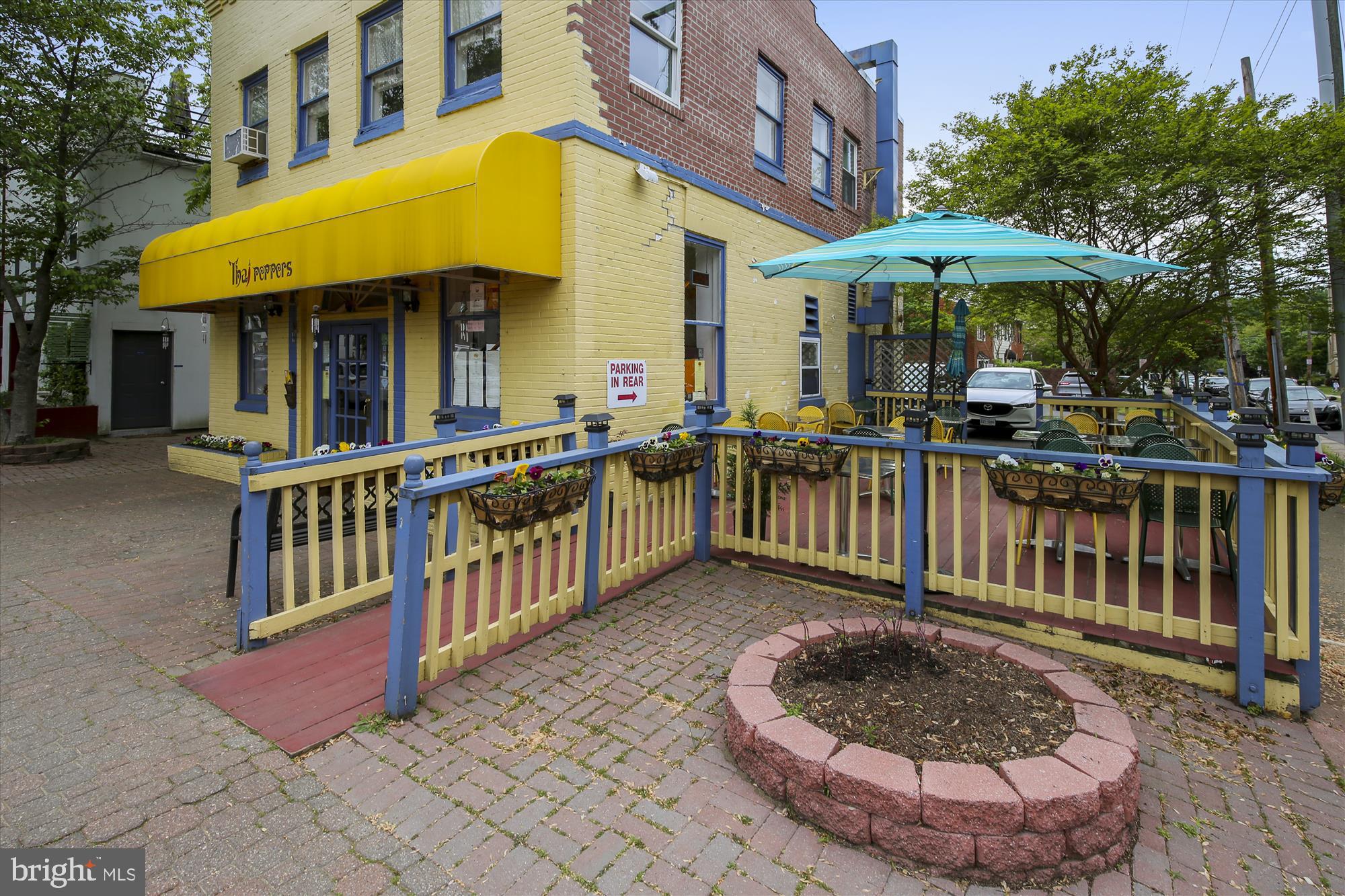 RIVER TERRACE - Residential Lease