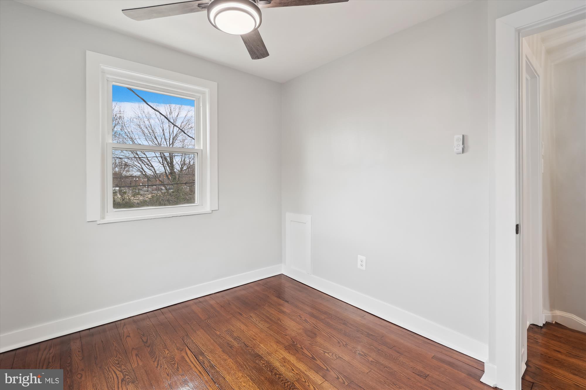 RIVER TERRACE - Residential Lease