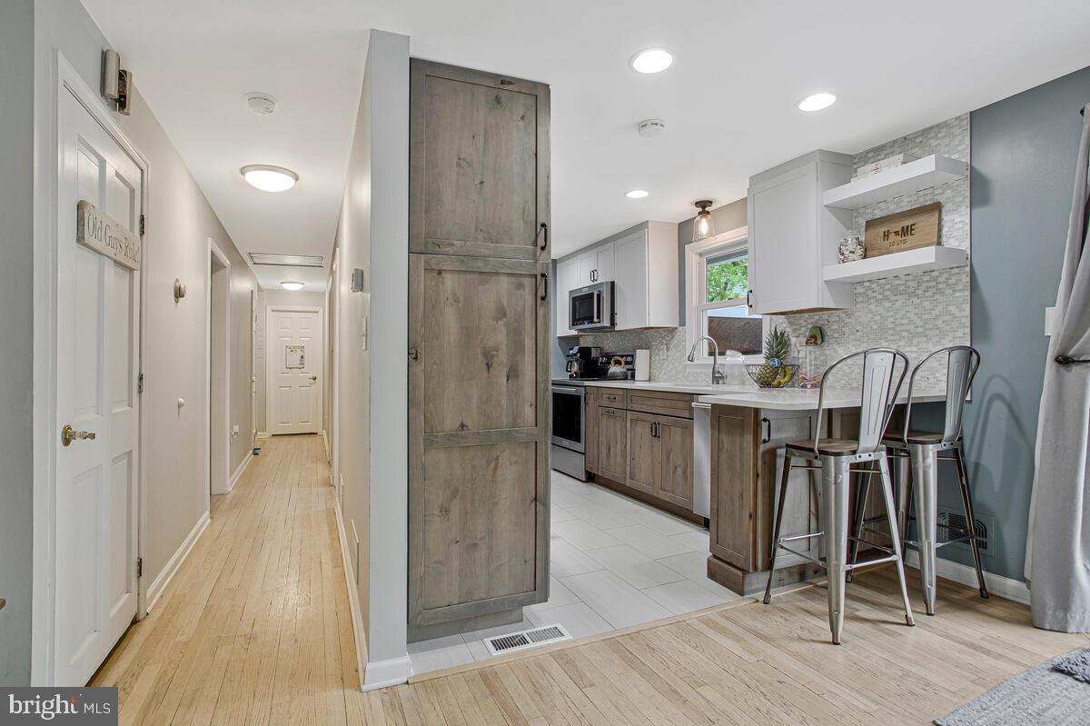 ROBINSON KNOLLS - Residential