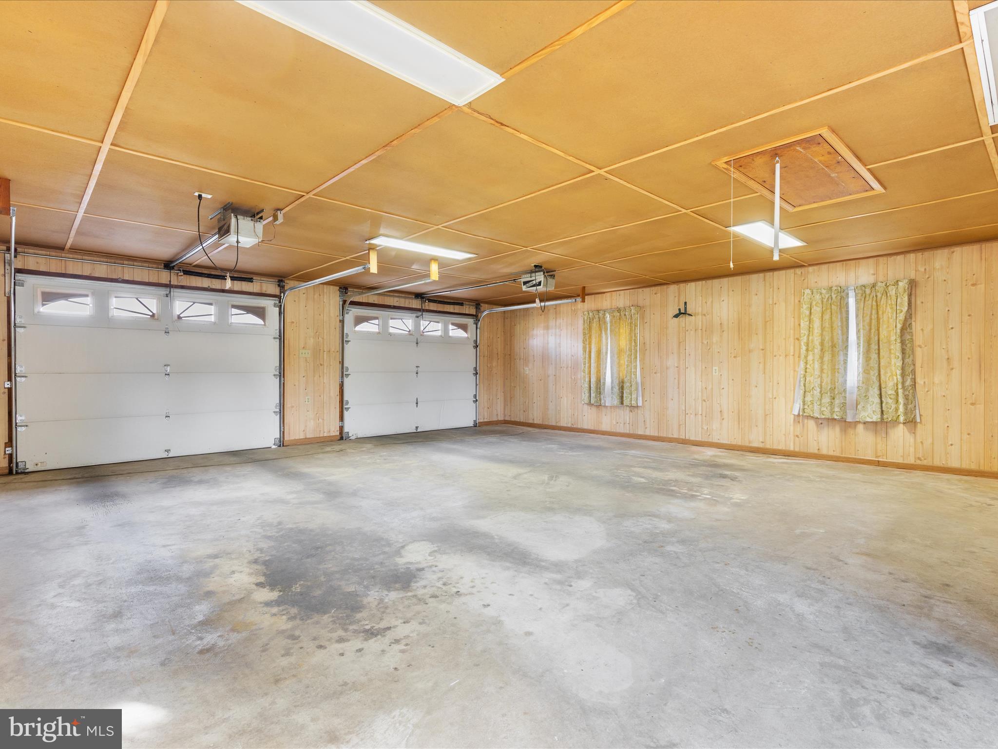 TUSCAWILLA HILLS - Residential