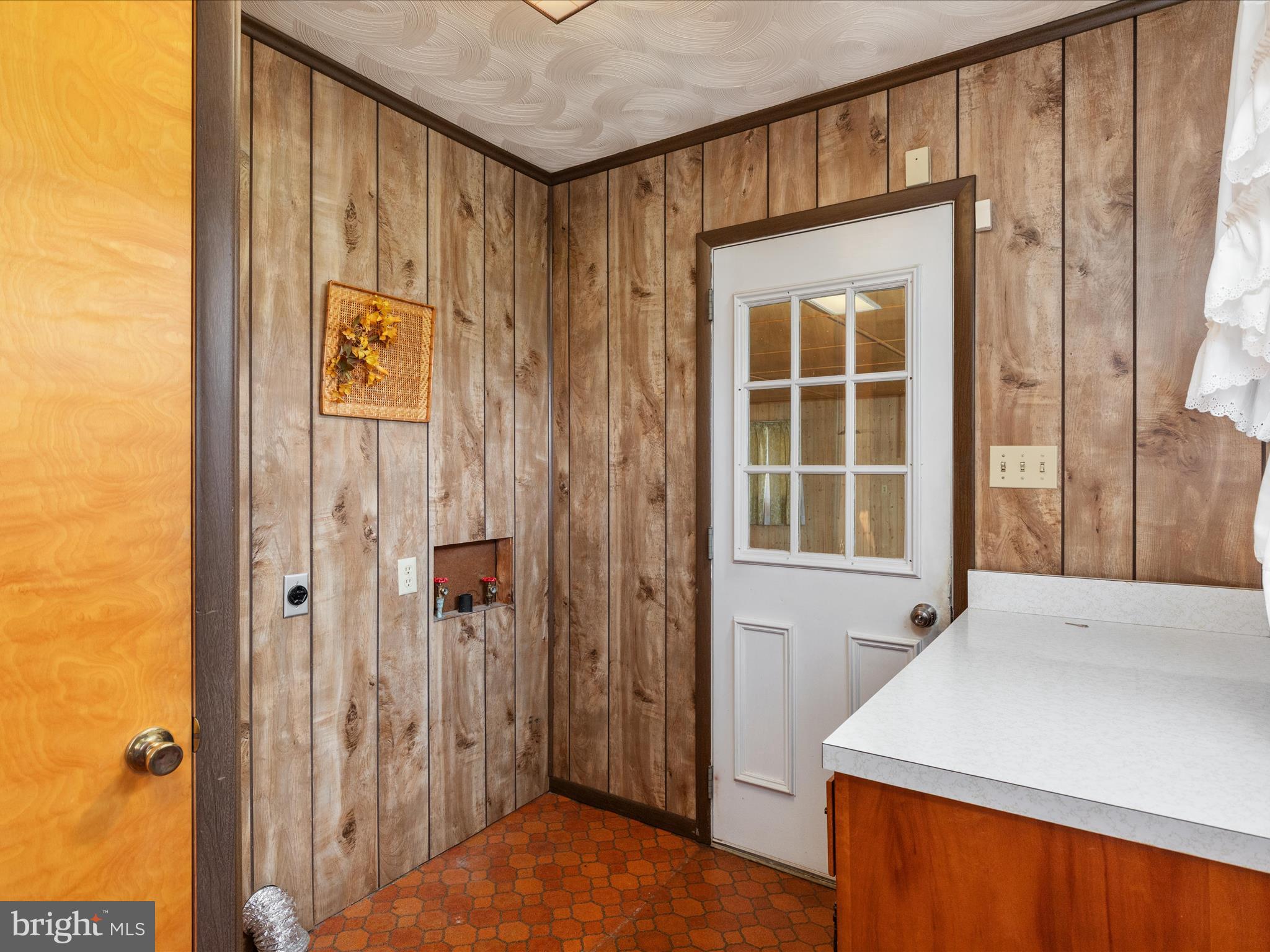 TUSCAWILLA HILLS - Residential