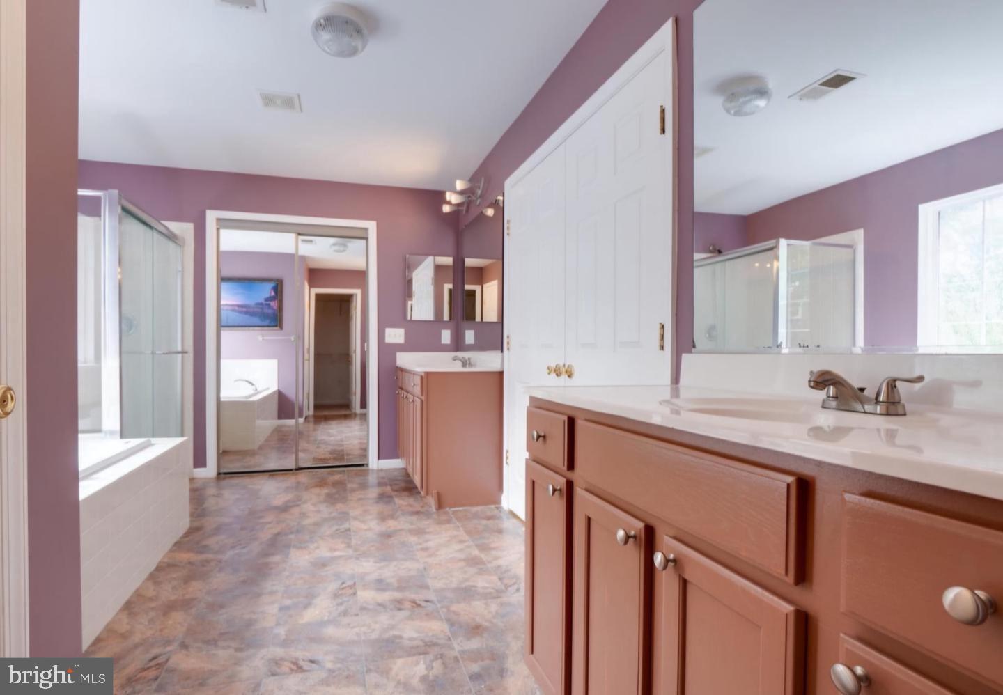 BARRETTS CROSSING - Residential Lease