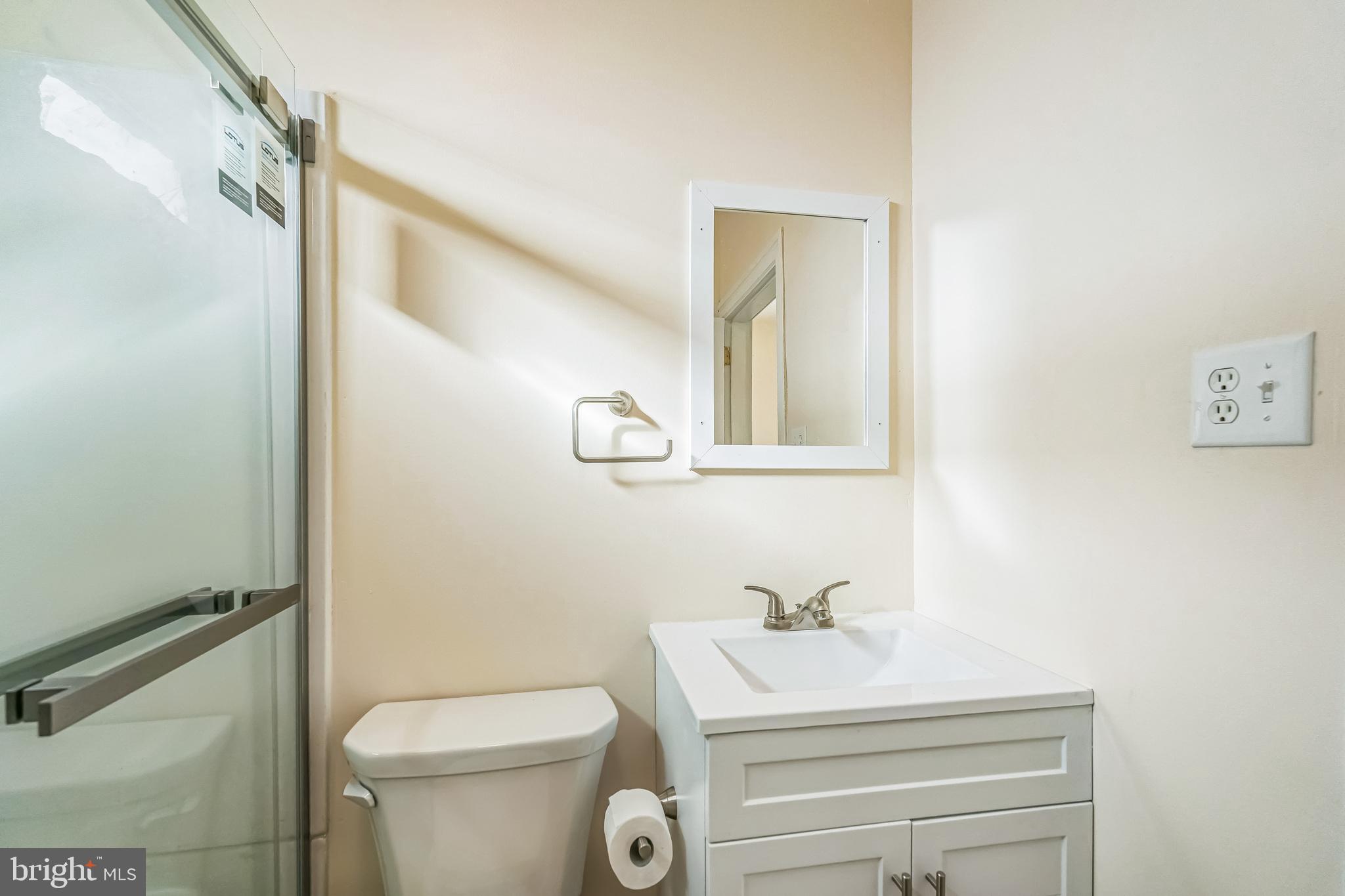 ROXBOROUGH - Residential Lease