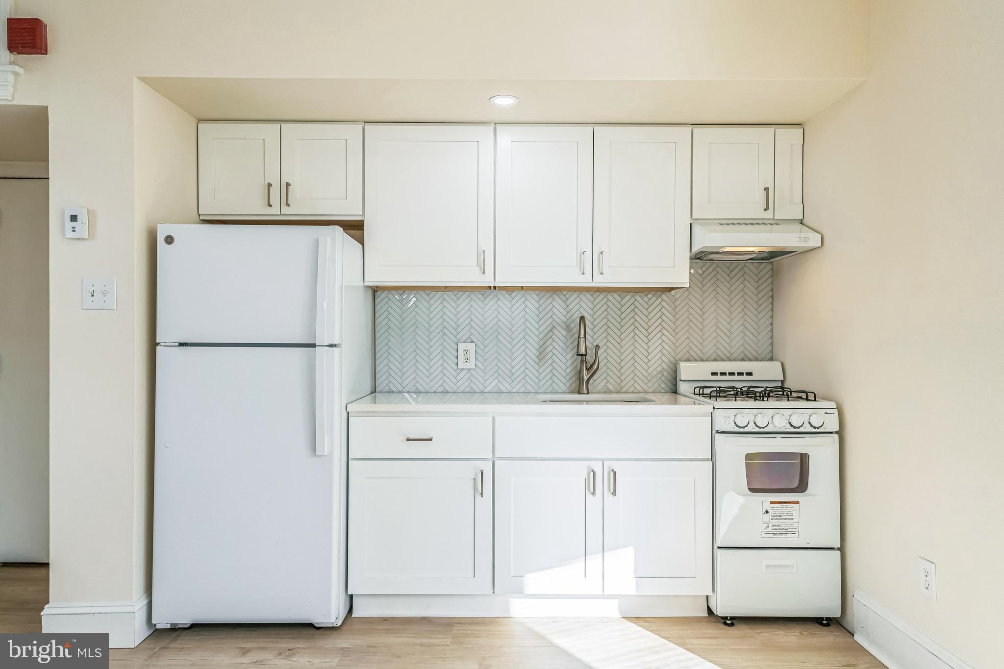 ROXBOROUGH - Residential Lease