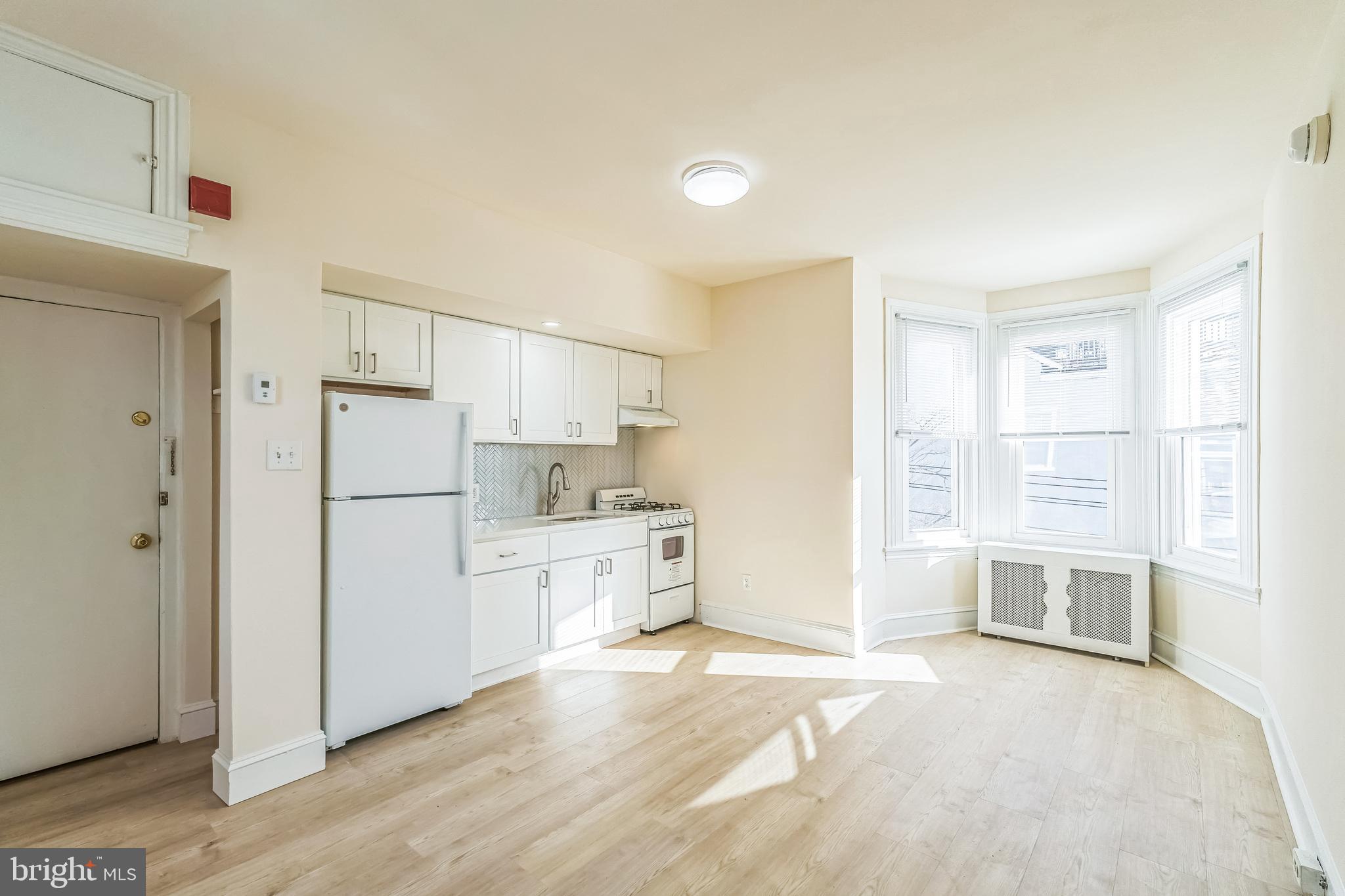 ROXBOROUGH - Residential Lease