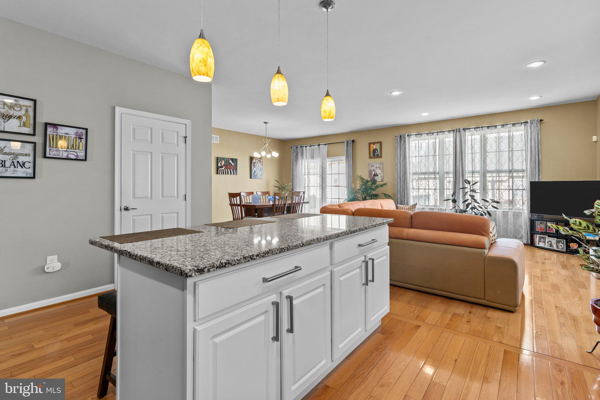 ARBOURS AT EAGLE POINT - Residential