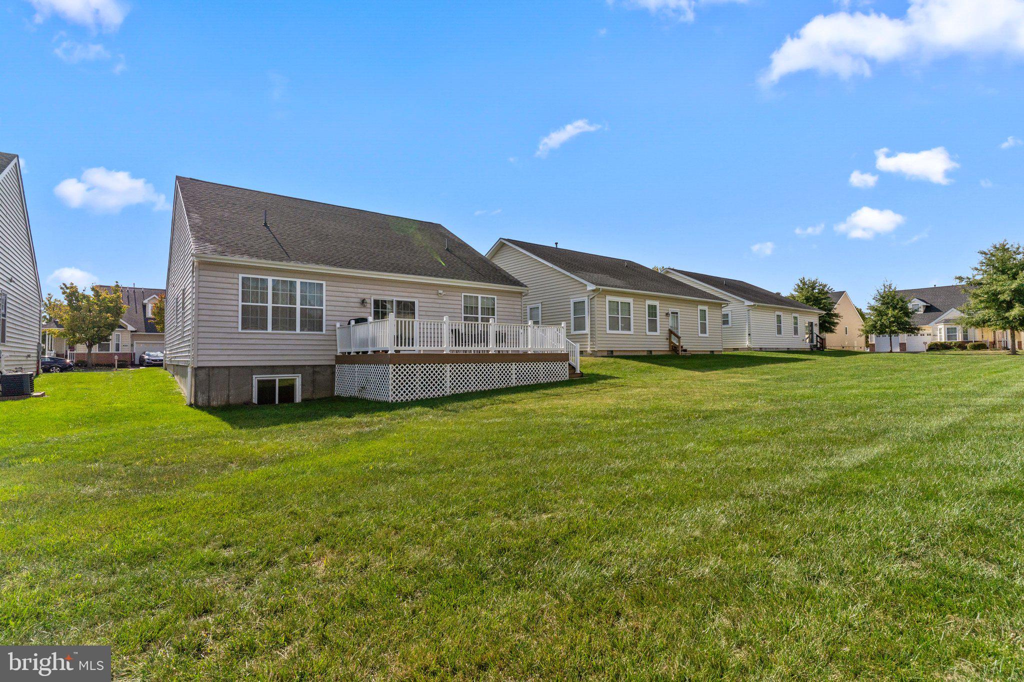 ARBOURS AT EAGLE POINT - Residential