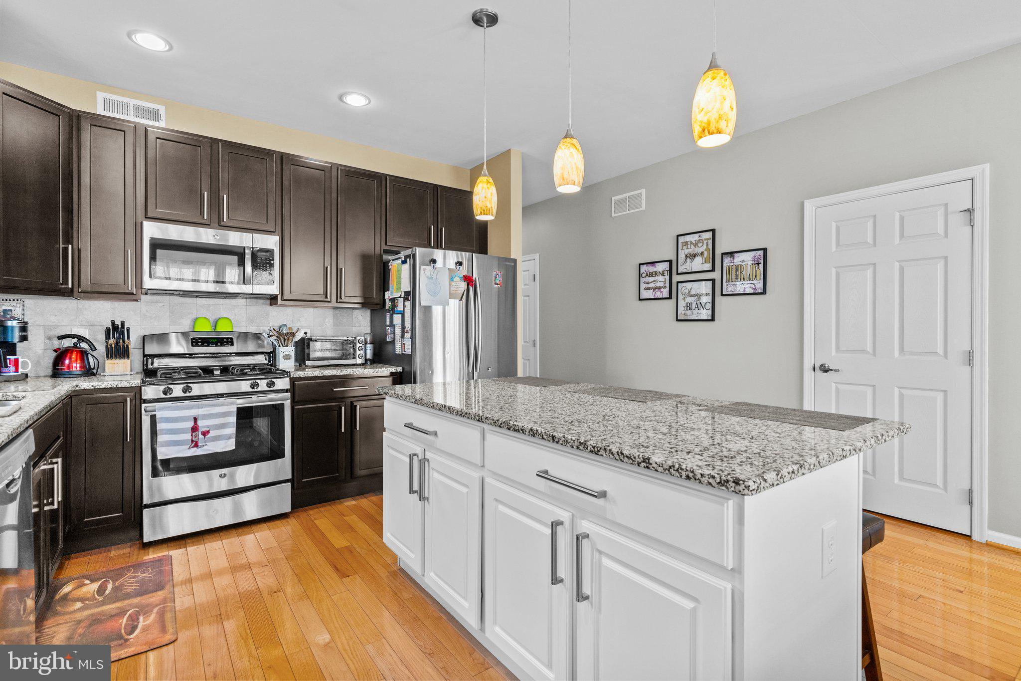 ARBOURS AT EAGLE POINT - Residential