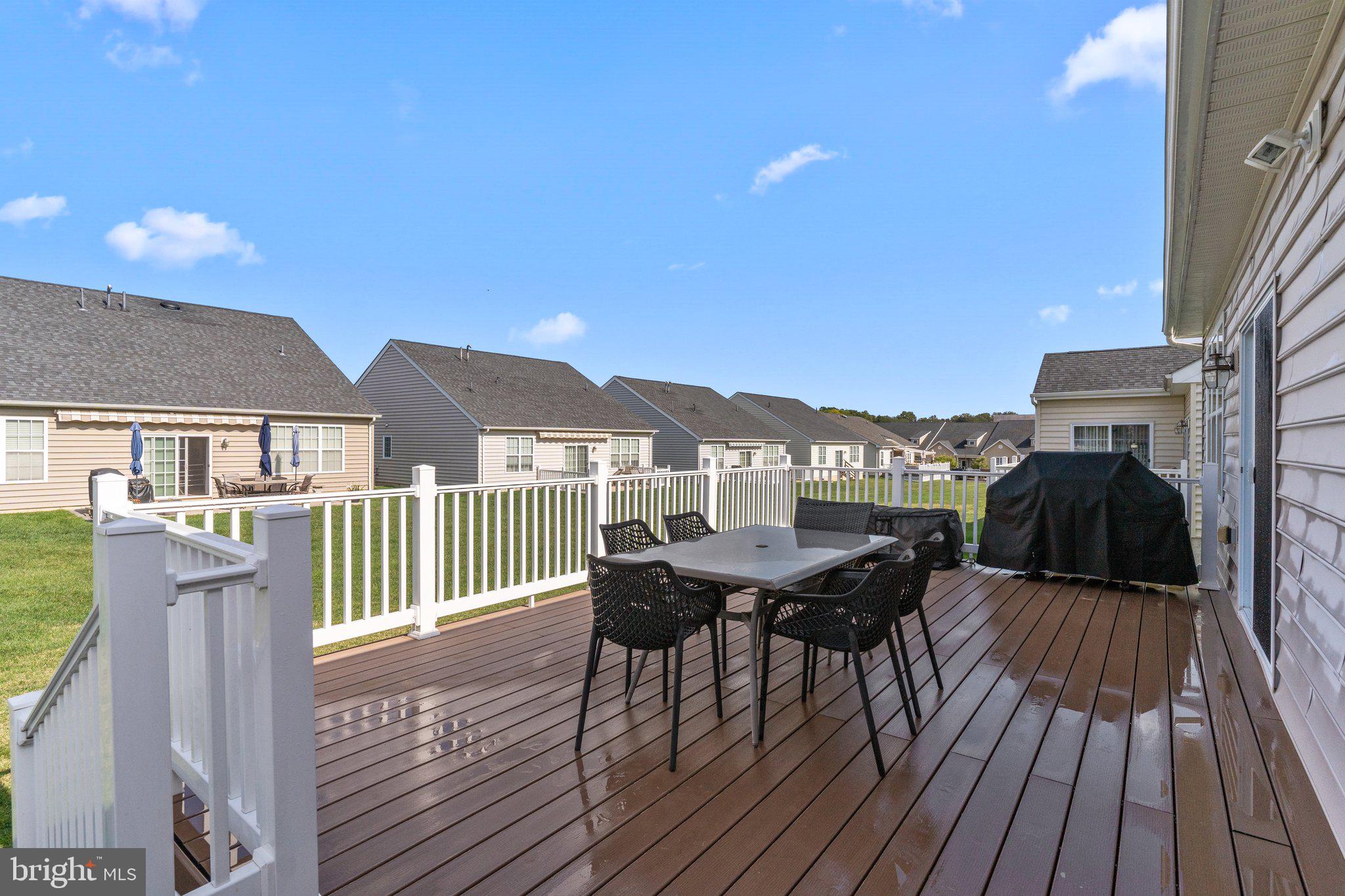 ARBOURS AT EAGLE POINT - Residential