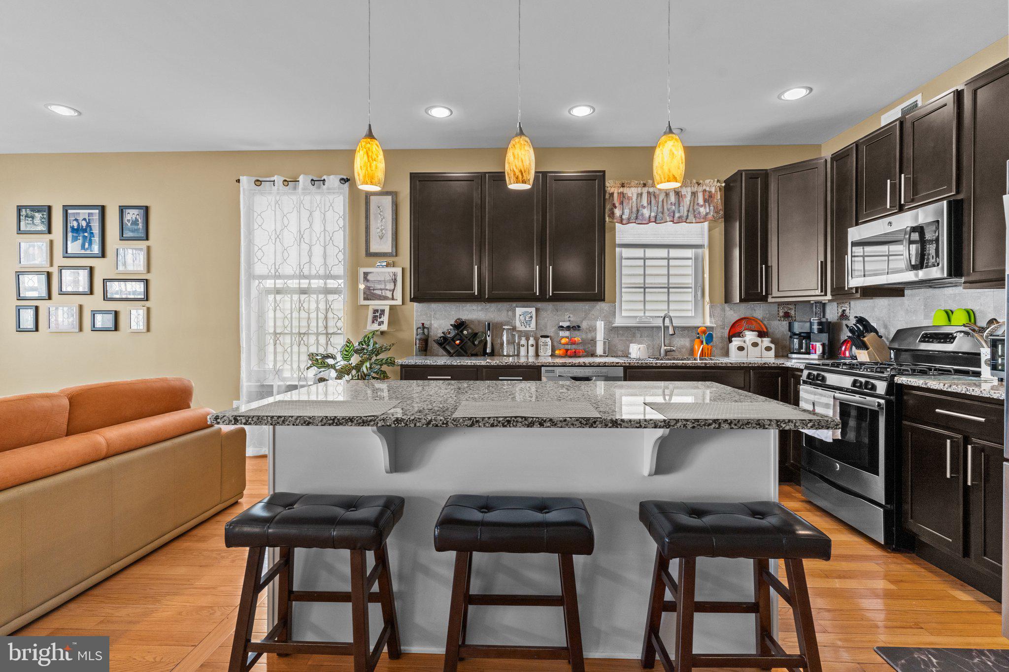 ARBOURS AT EAGLE POINT - Residential