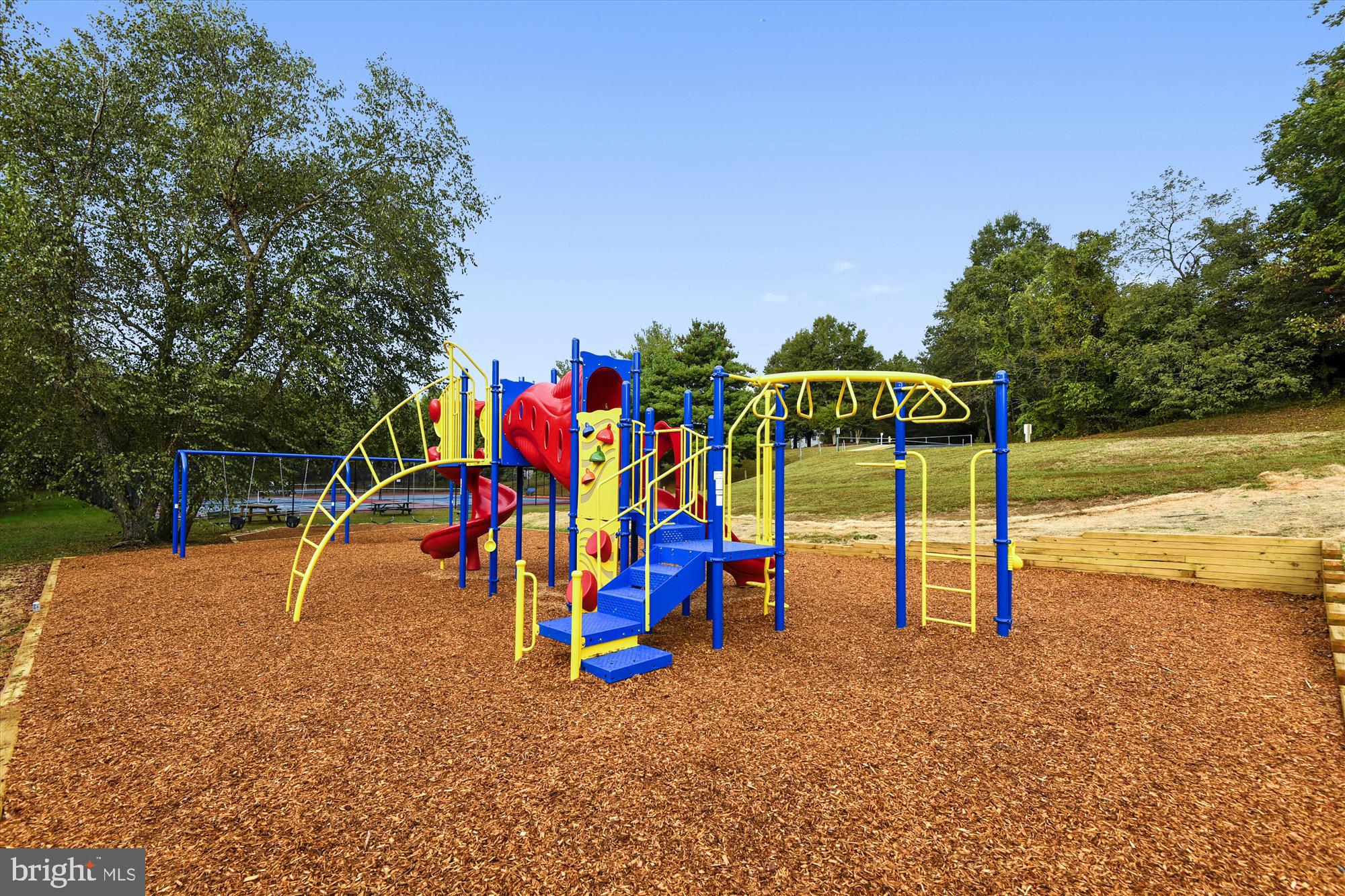 CROFTON VILLAGE - Residential