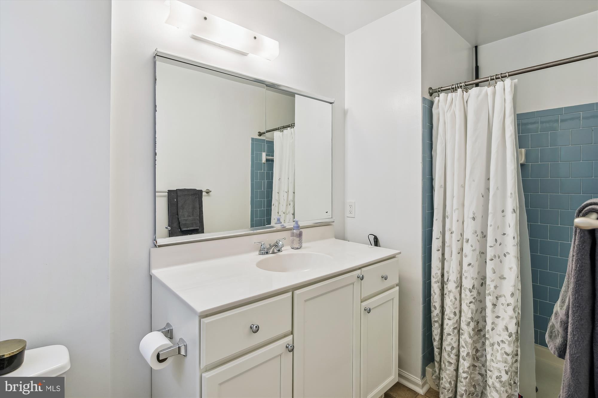 CROFTON VILLAGE - Residential