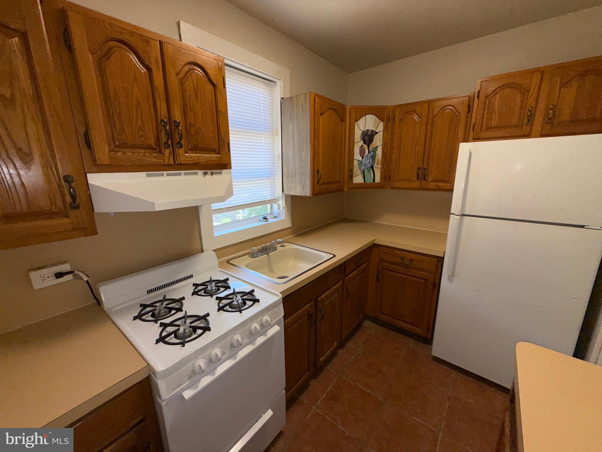 OXFORD CIRCLE - Residential Income