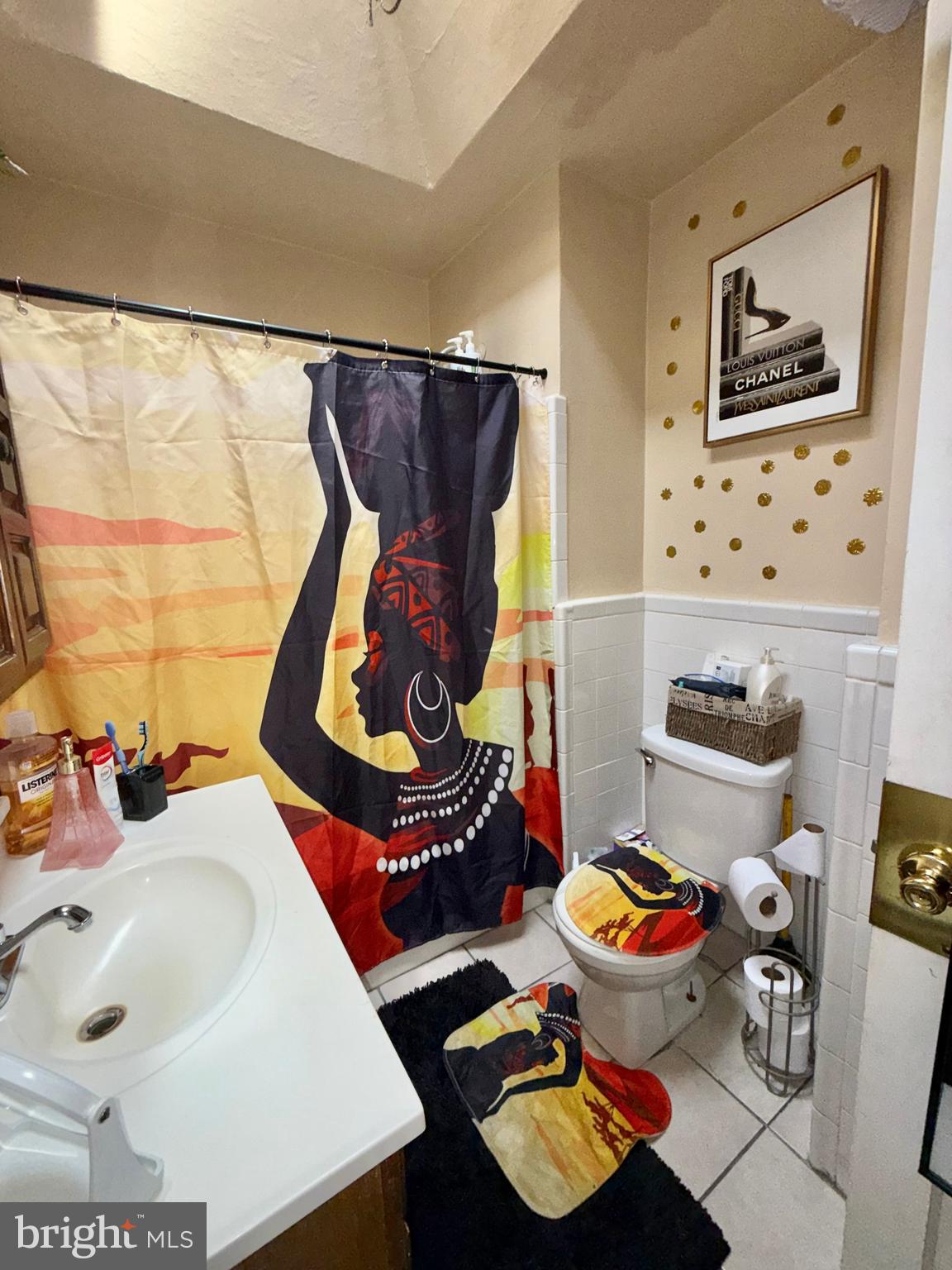 OXFORD CIRCLE - Residential Income