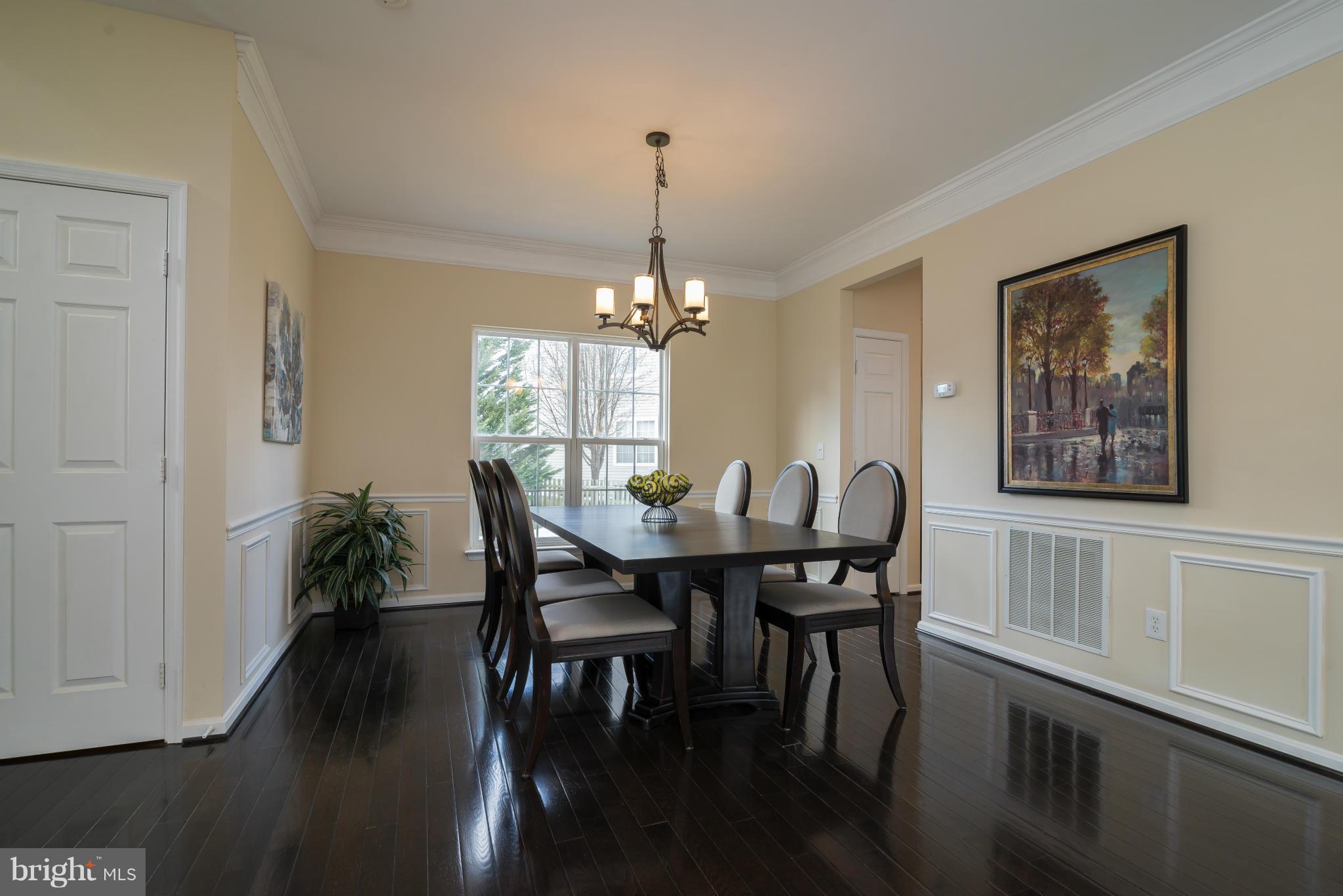 SIGNATURE AT BROADLANDS - Residential